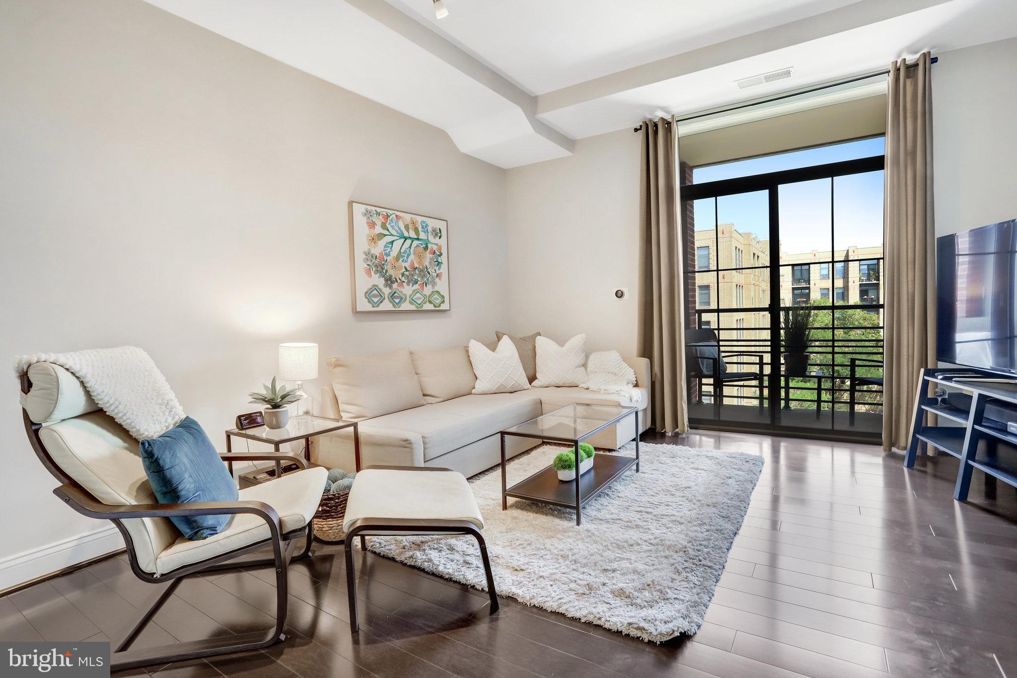 1111 Oronoco STREET Unit: 532