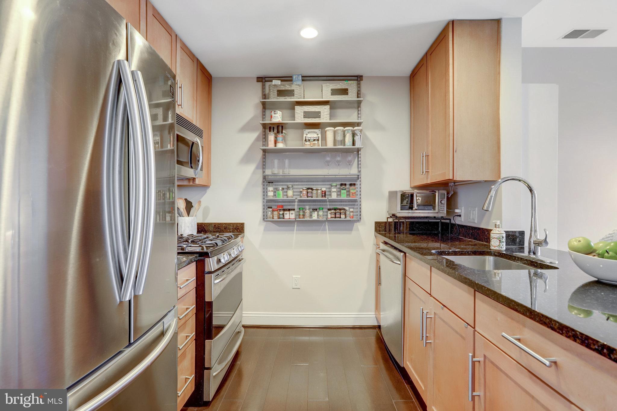 1111 Oronoco STREET Unit: 532