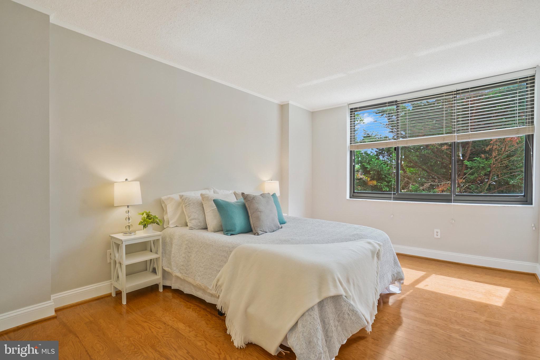 5500 Holmes Run PARKWAY Unit: 405