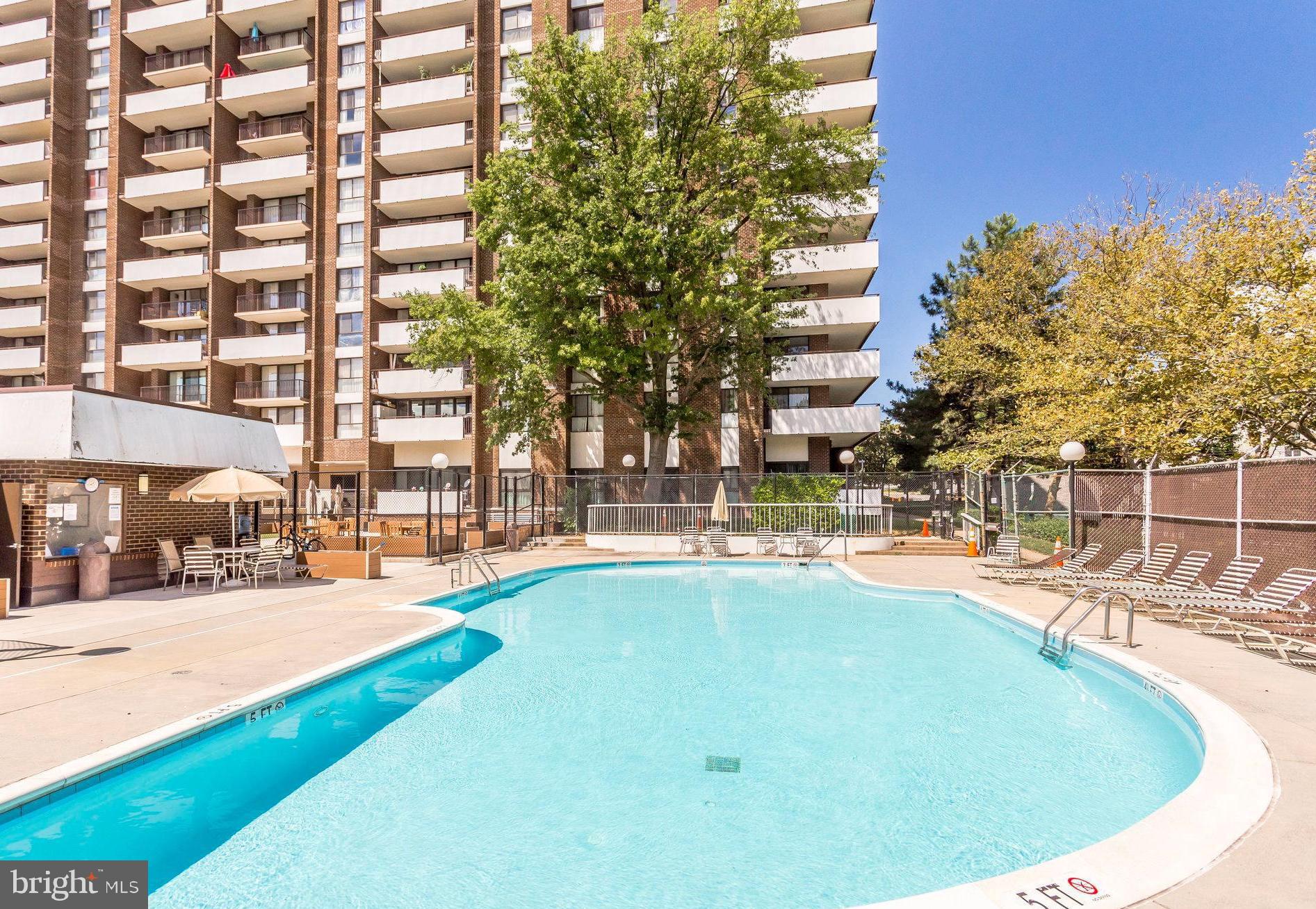 250 S Reynolds STREET Unit: 511