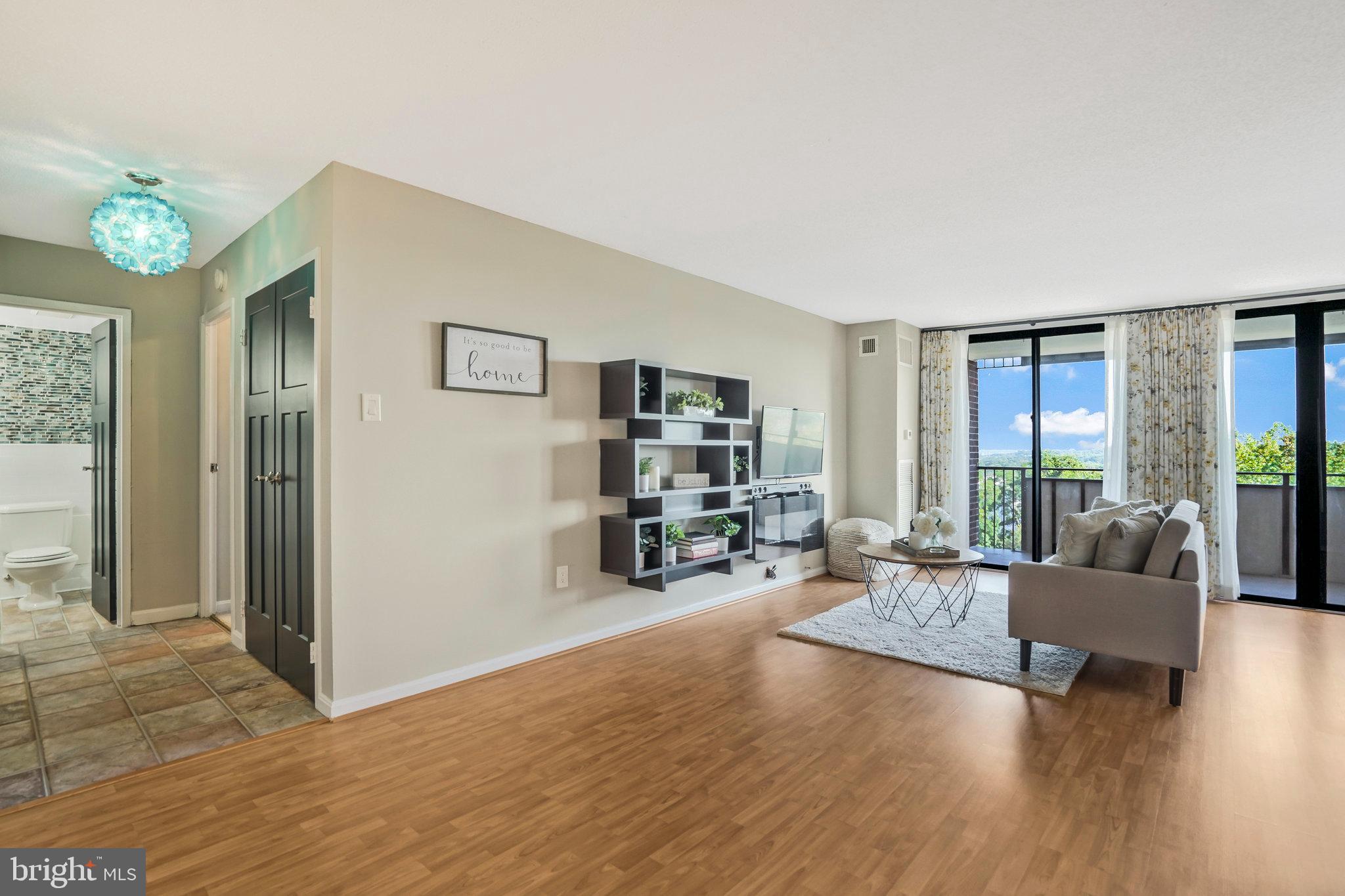 250 S Reynolds STREET Unit: 511