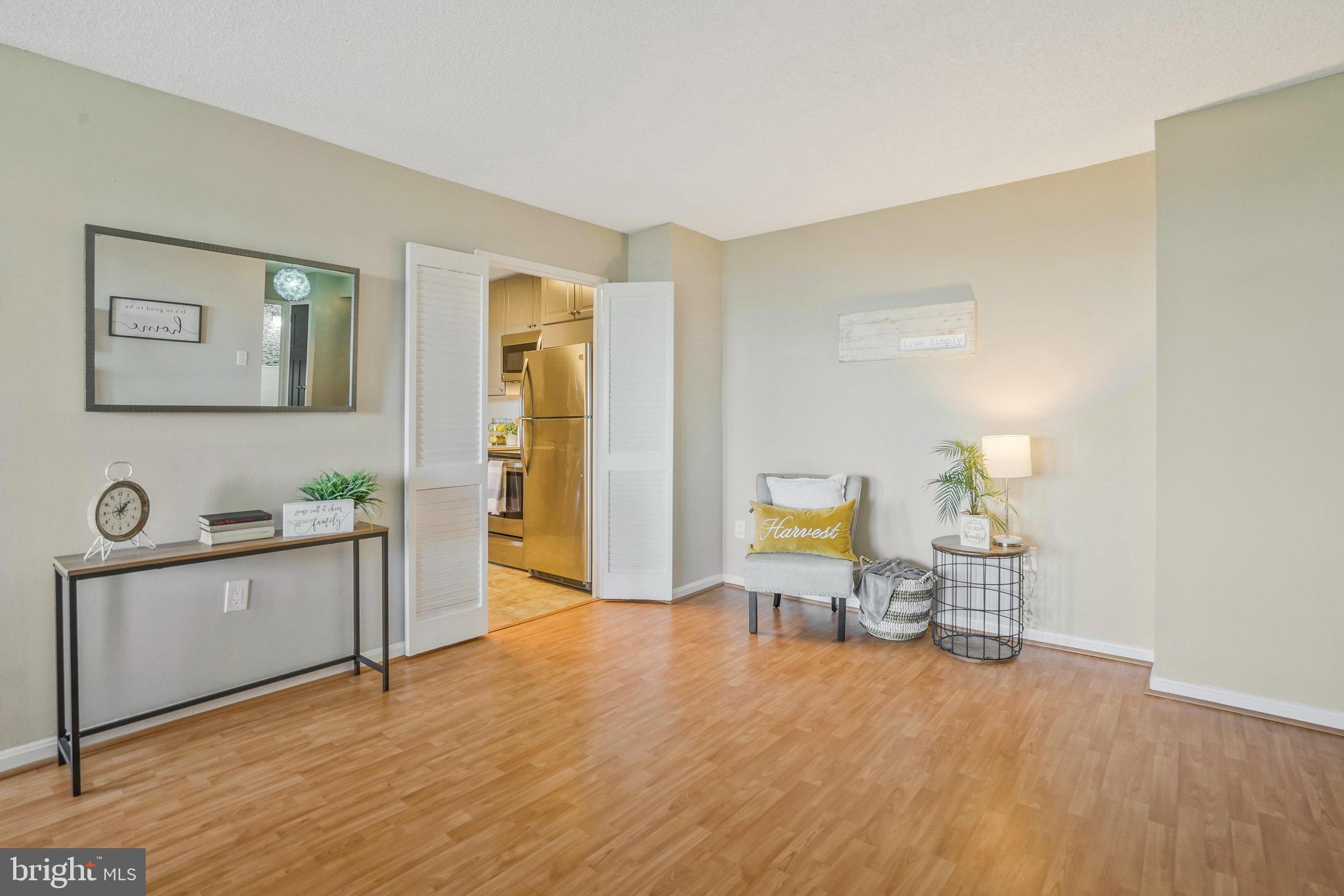250 S Reynolds STREET Unit: 511