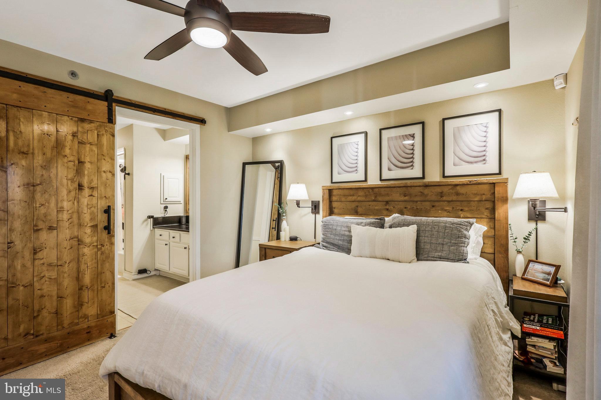 3307 Wyndham CIRCLE Unit: 2167