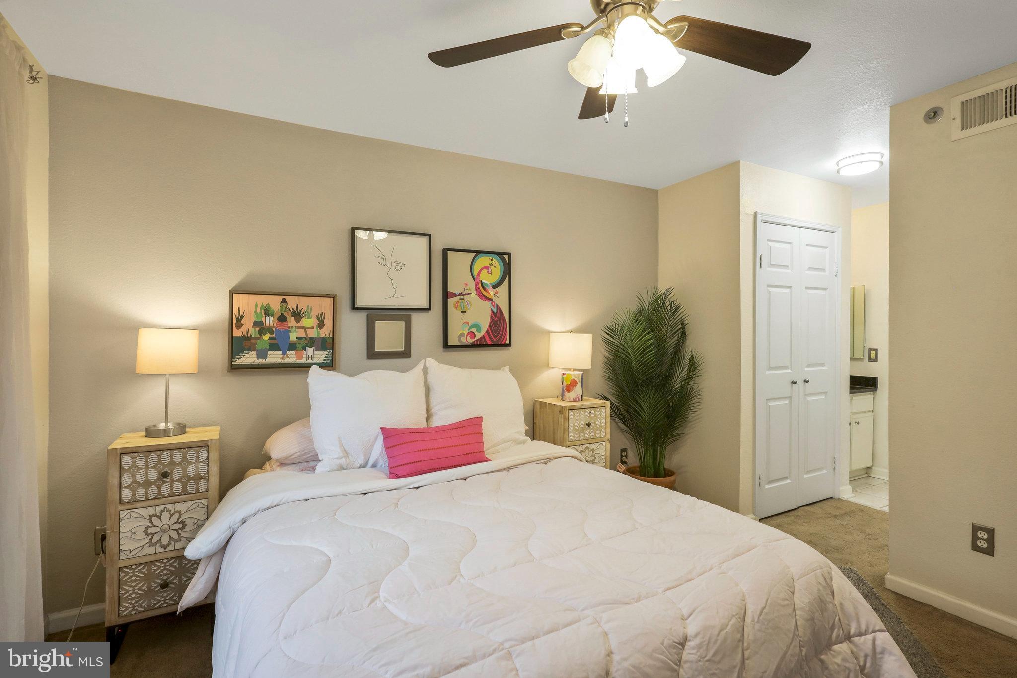 3315 Wyndham CIRCLE Unit: 1222