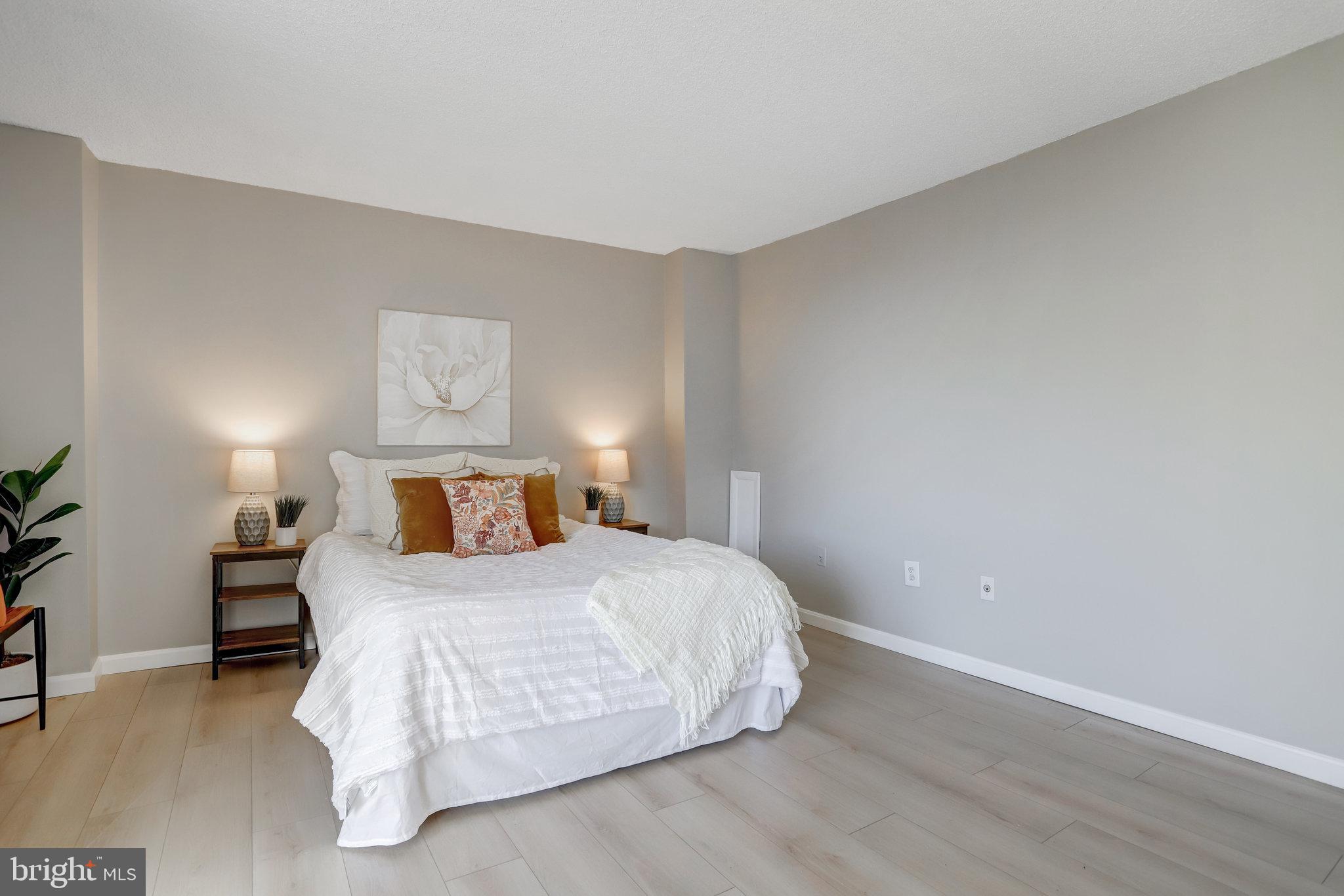 5300 Holmes Run PARKWAY Unit: 720