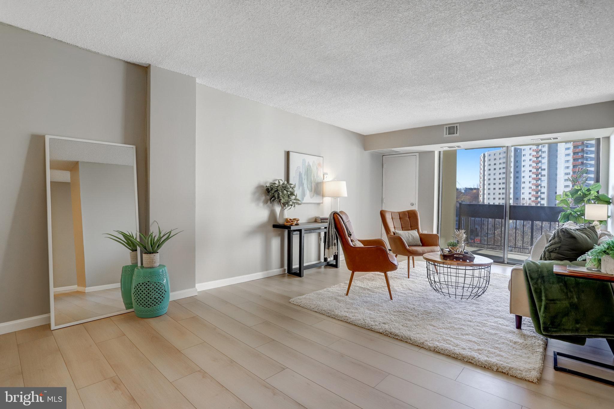 5300 Holmes Run PARKWAY Unit: 720