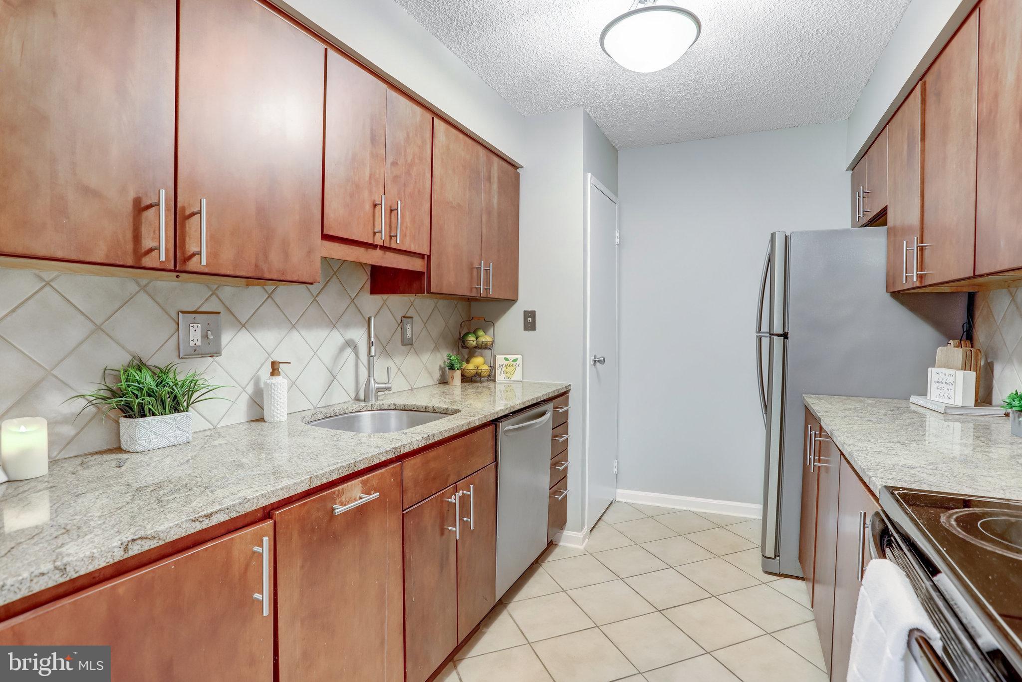 5300 Holmes Run PARKWAY Unit: 720