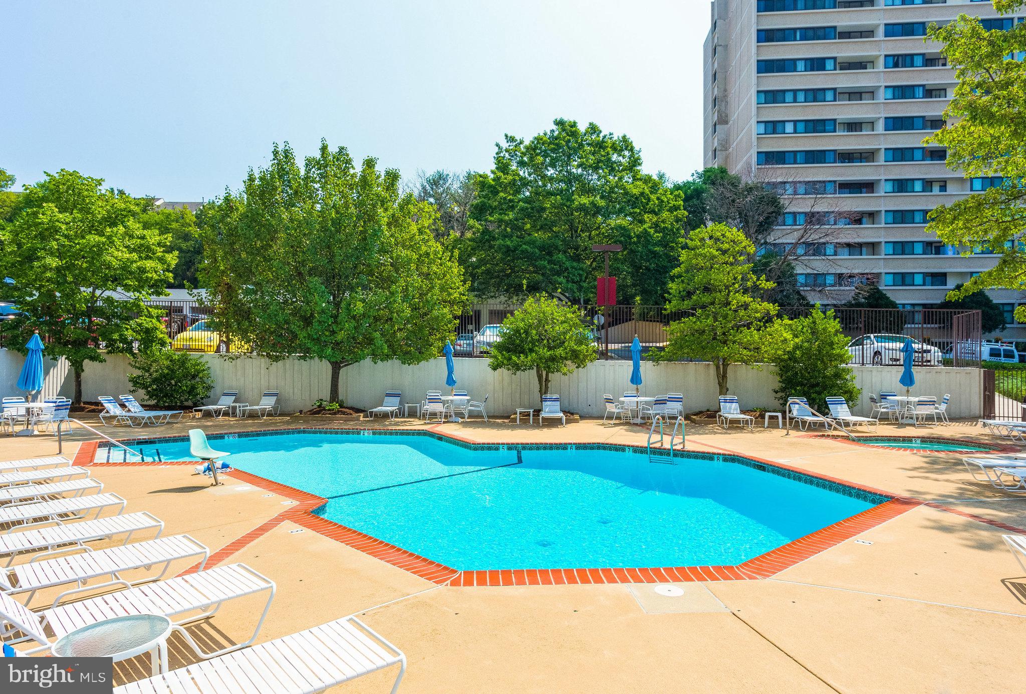 6101 Edsall ROAD Unit: 212