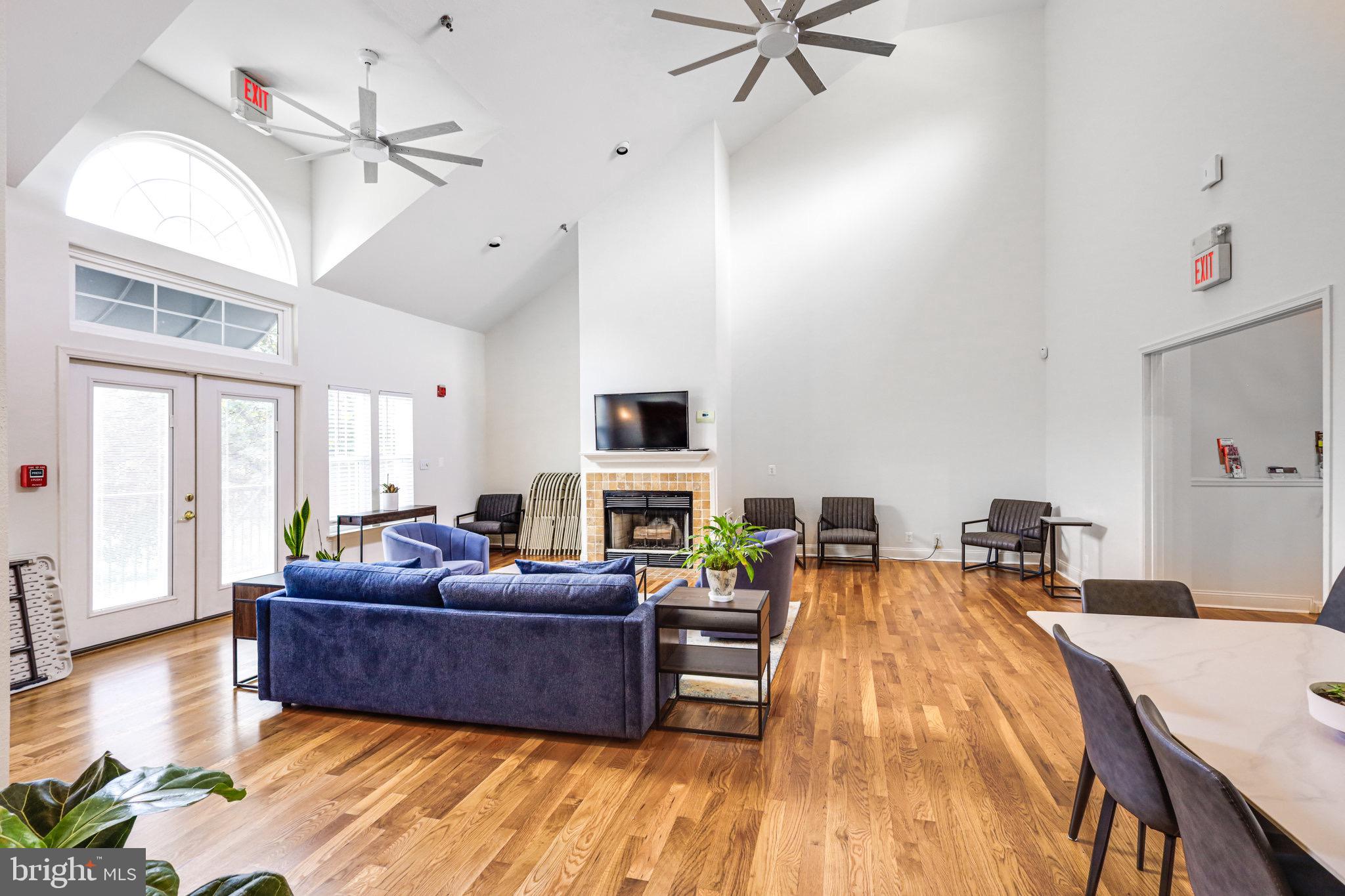 3313 Wyndham Circle Unit: 4203