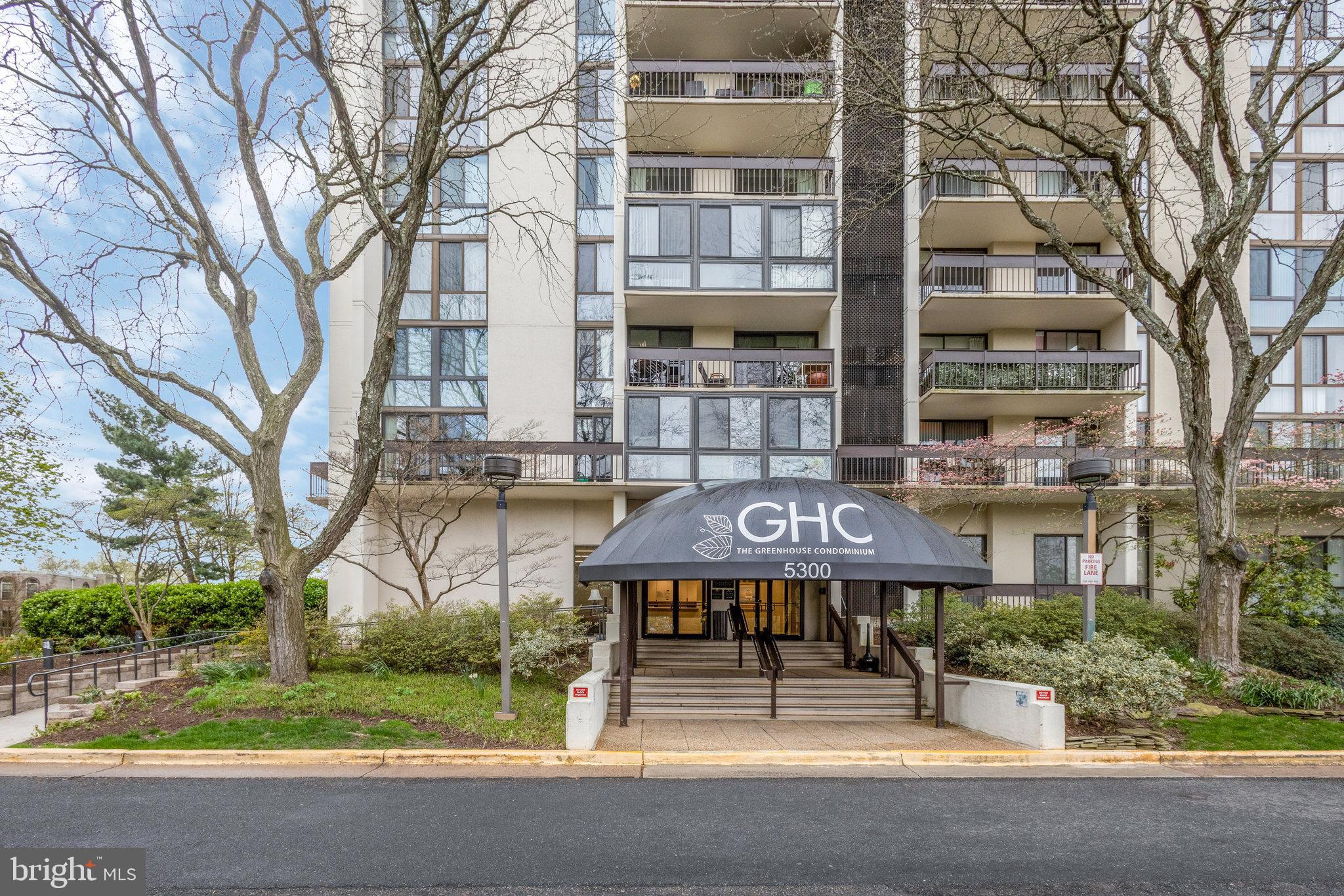 5300 Holmes Run Parkway Unit: 417