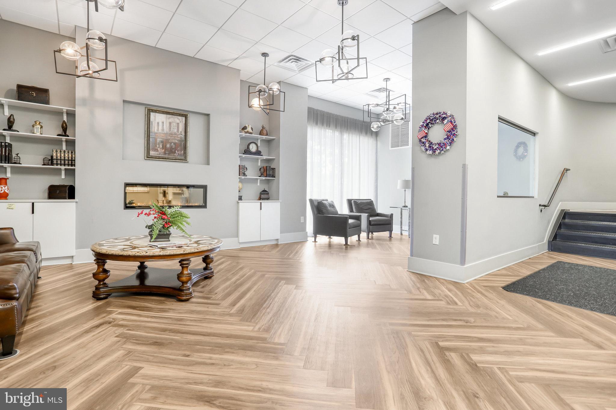 5300 Holmes Run Parkway Unit: 417