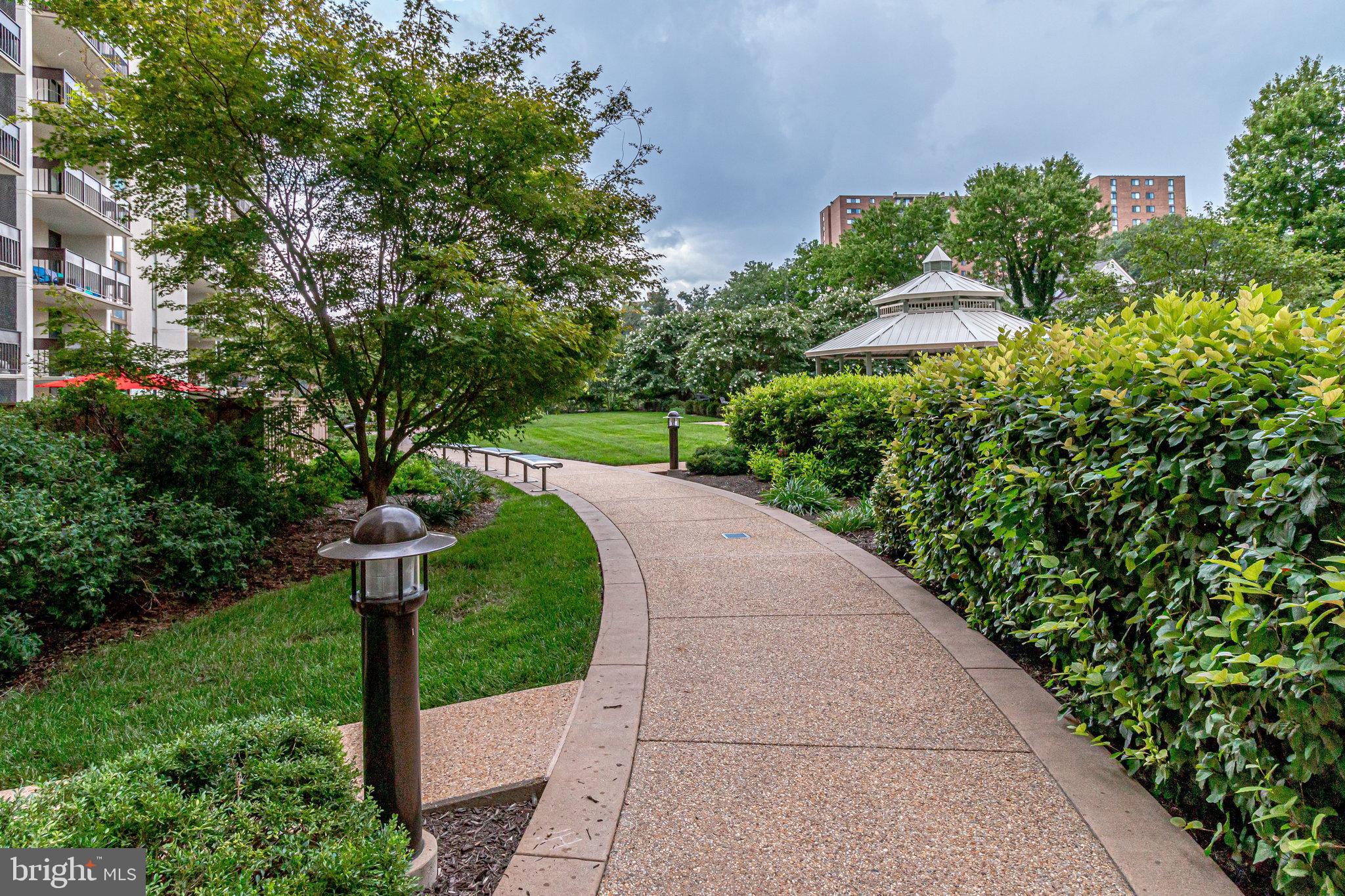 5300 Holmes Run Parkway Unit: 417