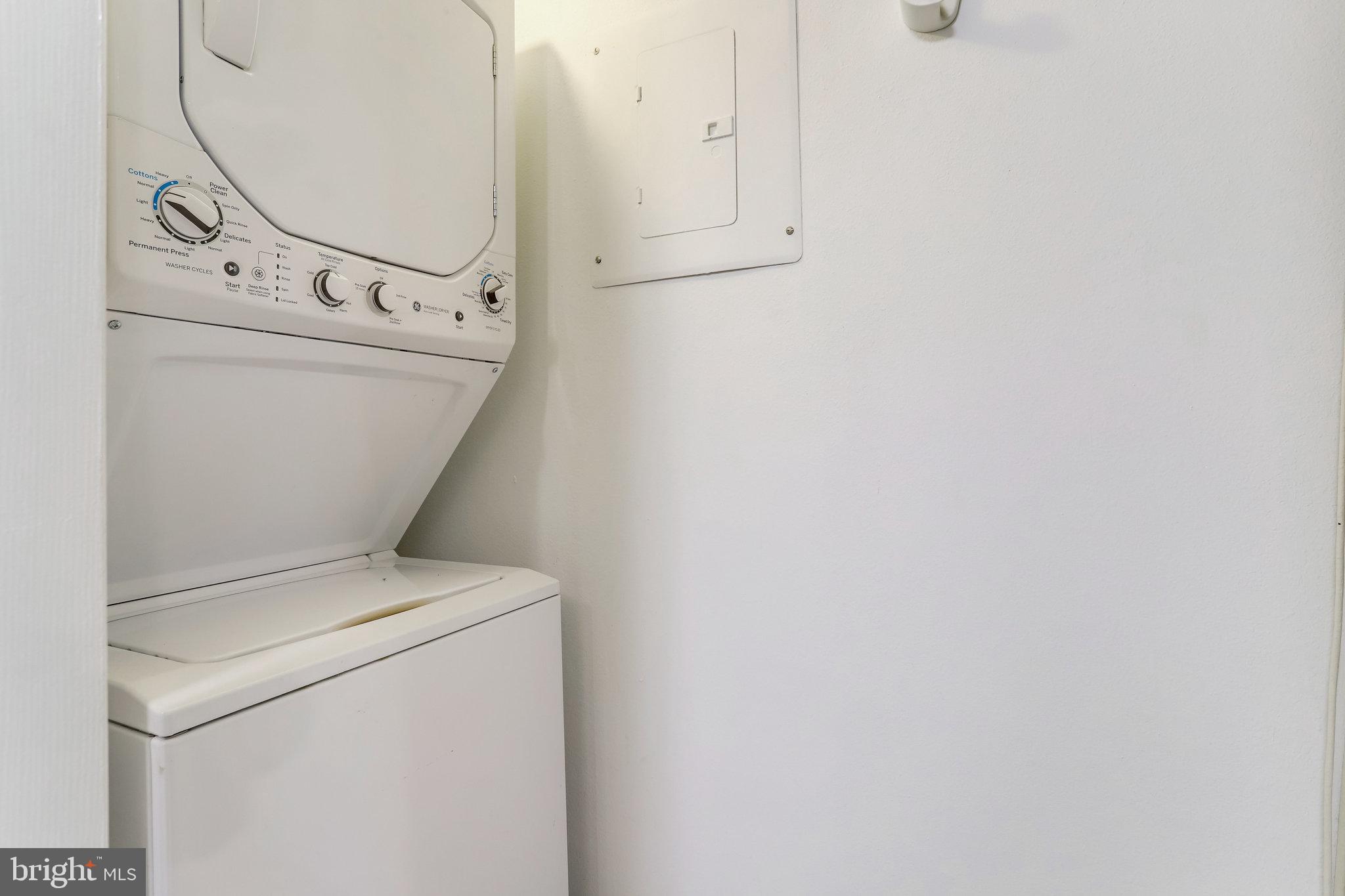 3308 Wyndham Cir #323