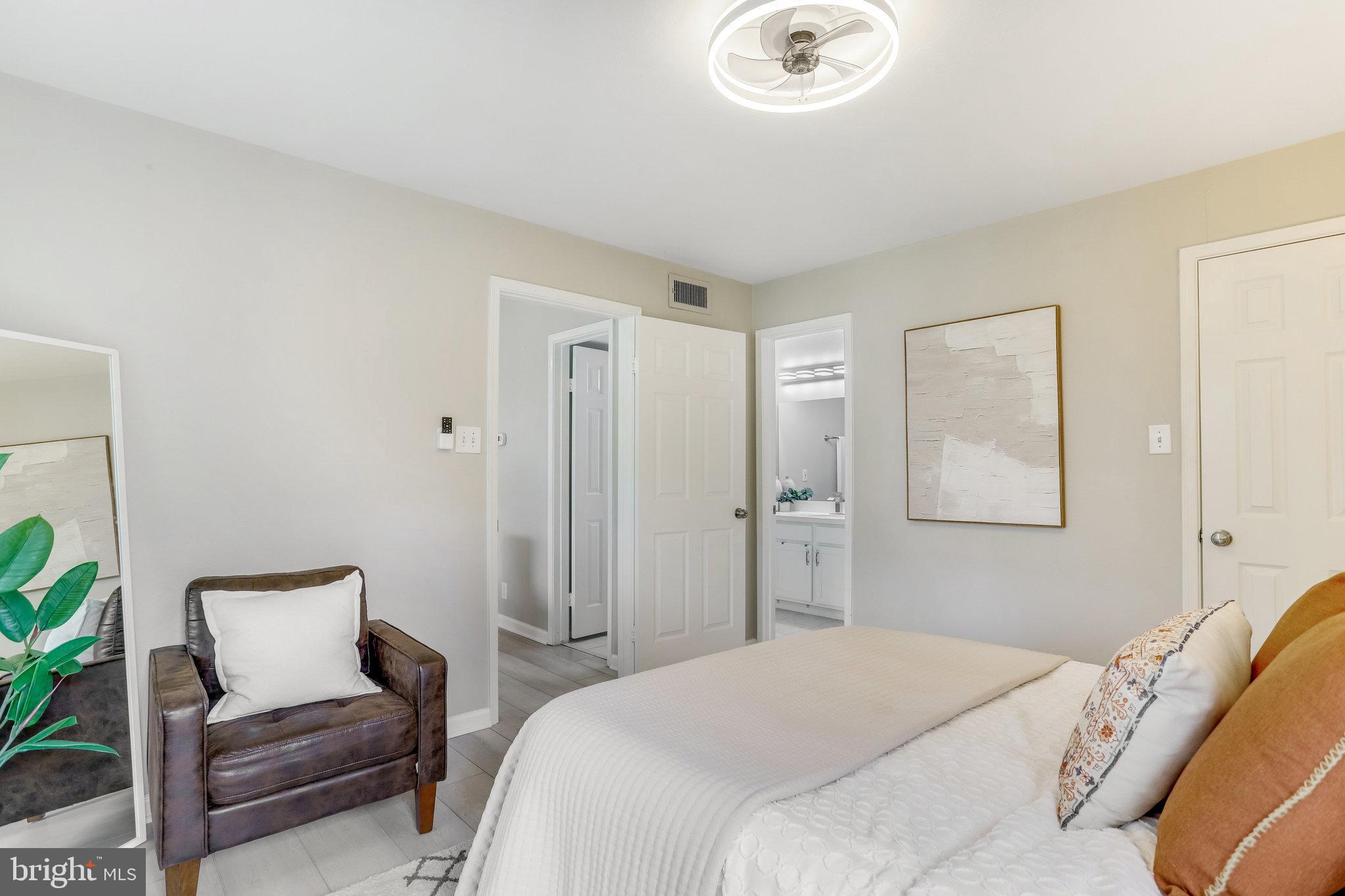 3308 Wyndham Cir #323