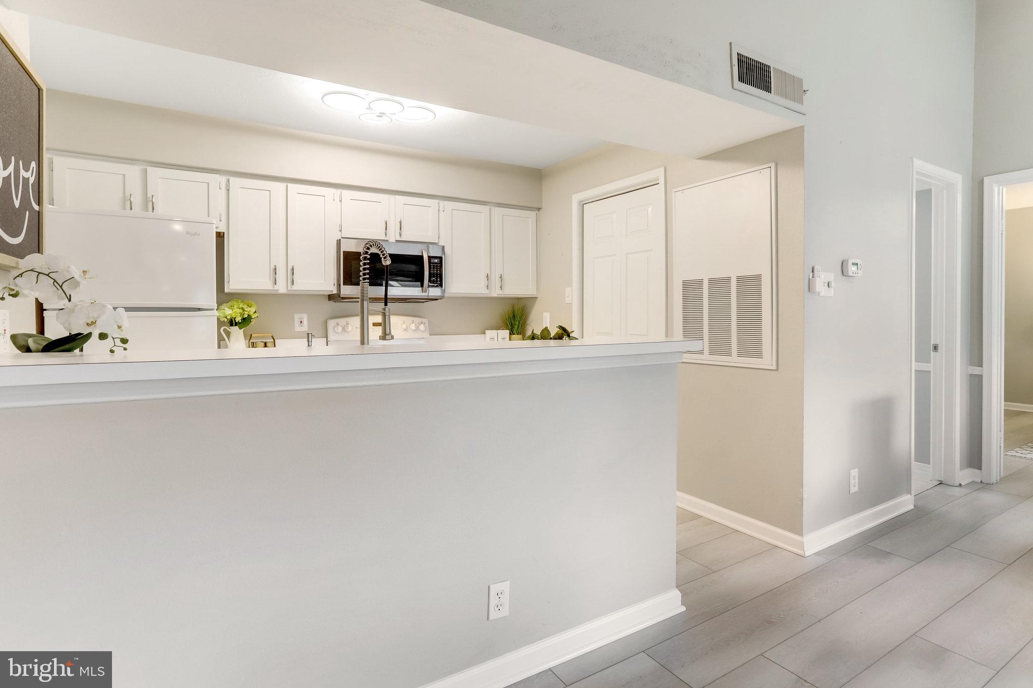 3308 Wyndham Cir #323