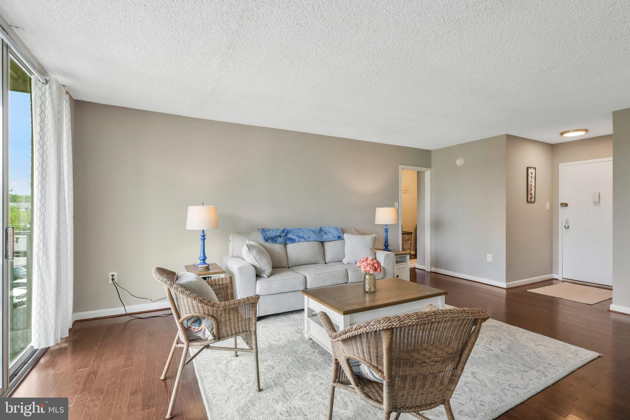 1225 Martha Custis Dr #216
