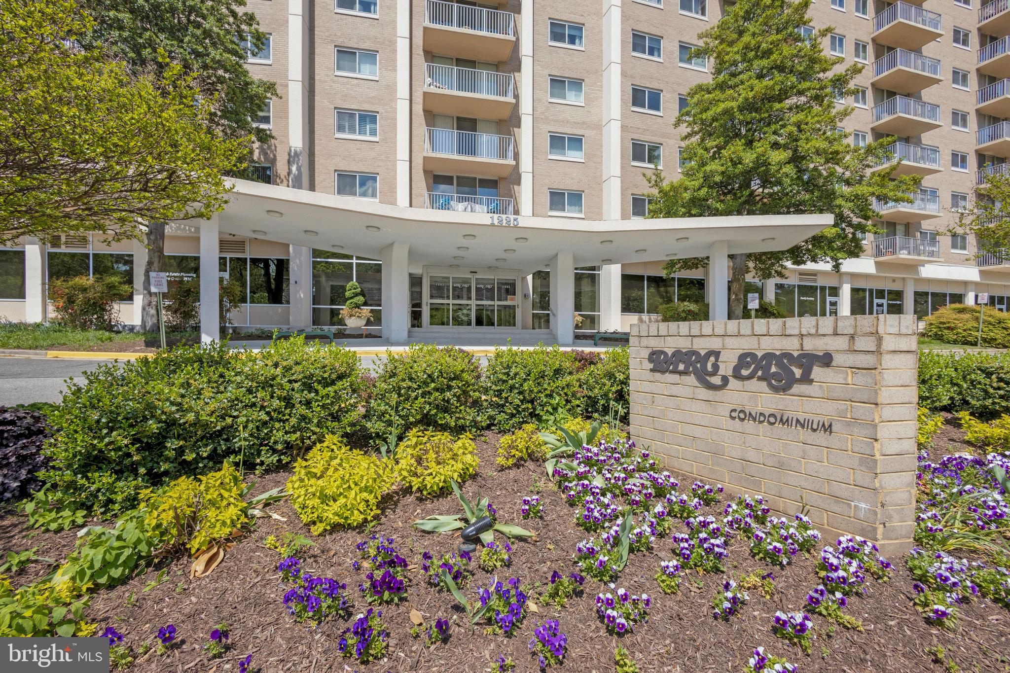 1225 Martha Custis Dr #216