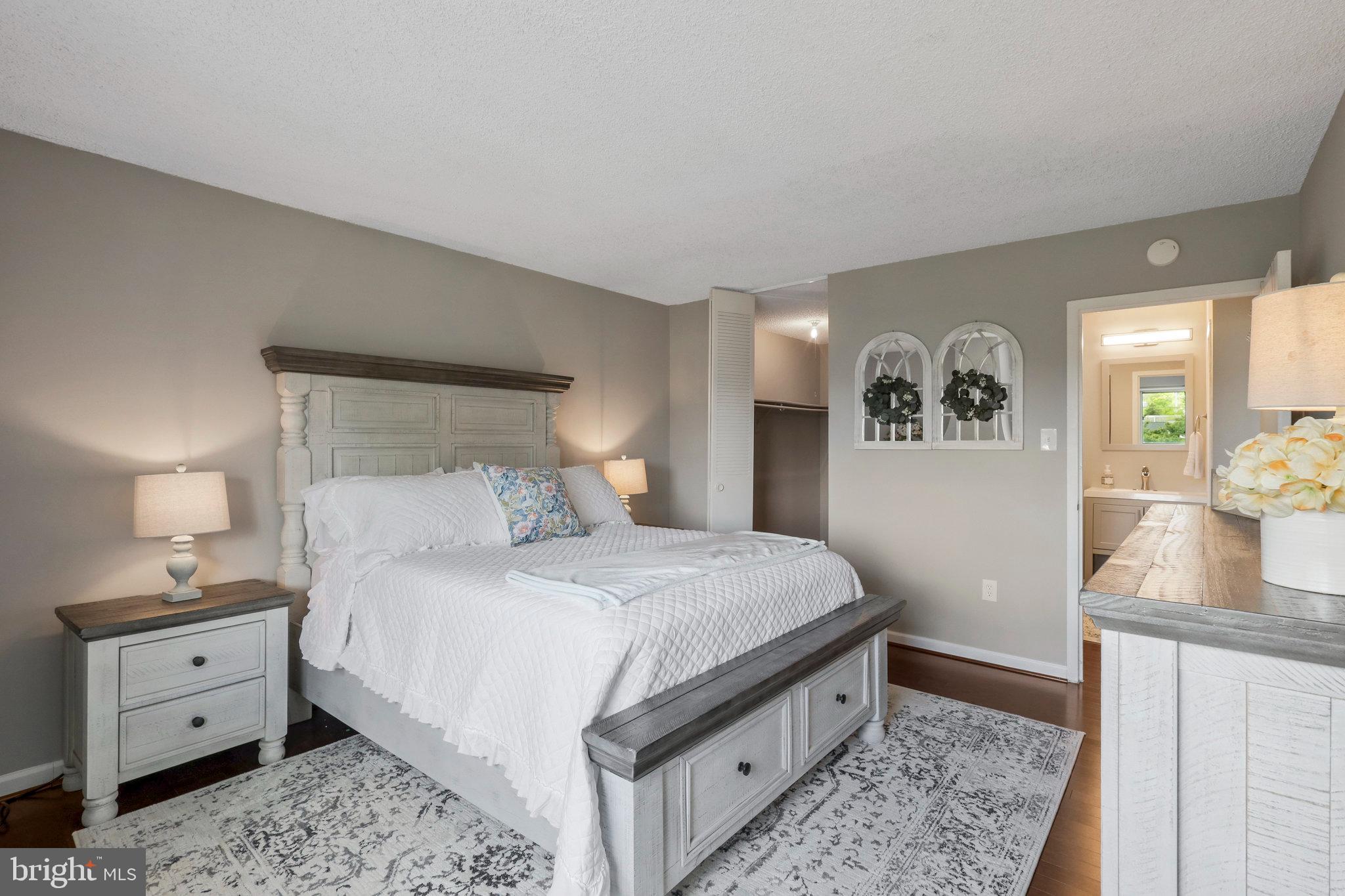 1225 Martha Custis Dr #216