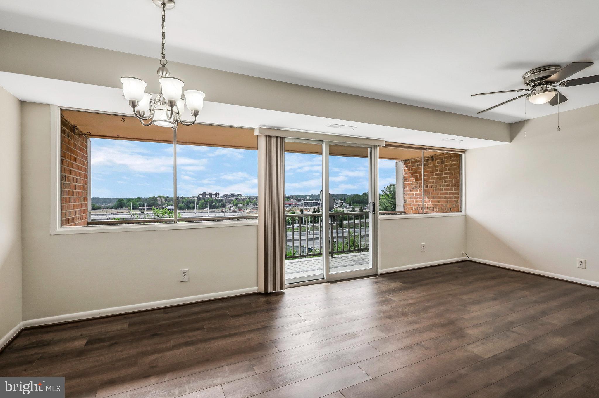 5831 Quantrell Ave #508