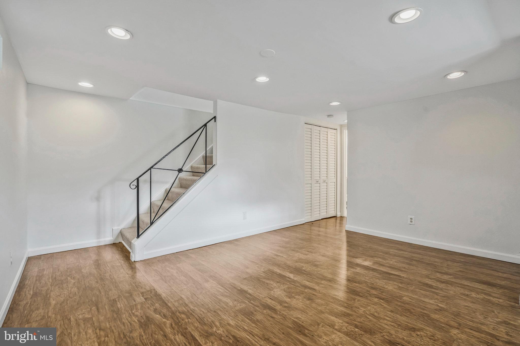 3745 Keller Ave