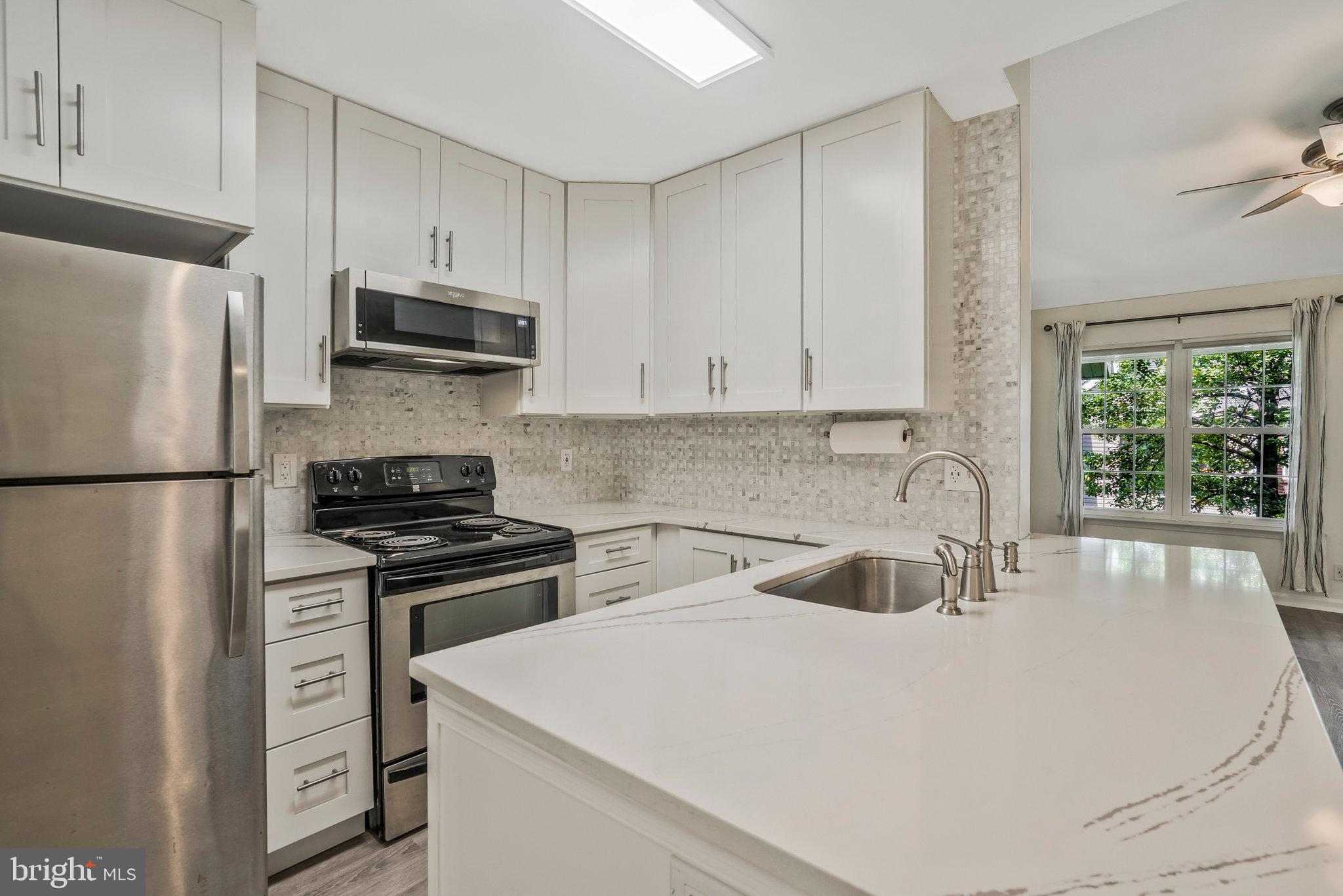 3308 Wyndham Cir #321