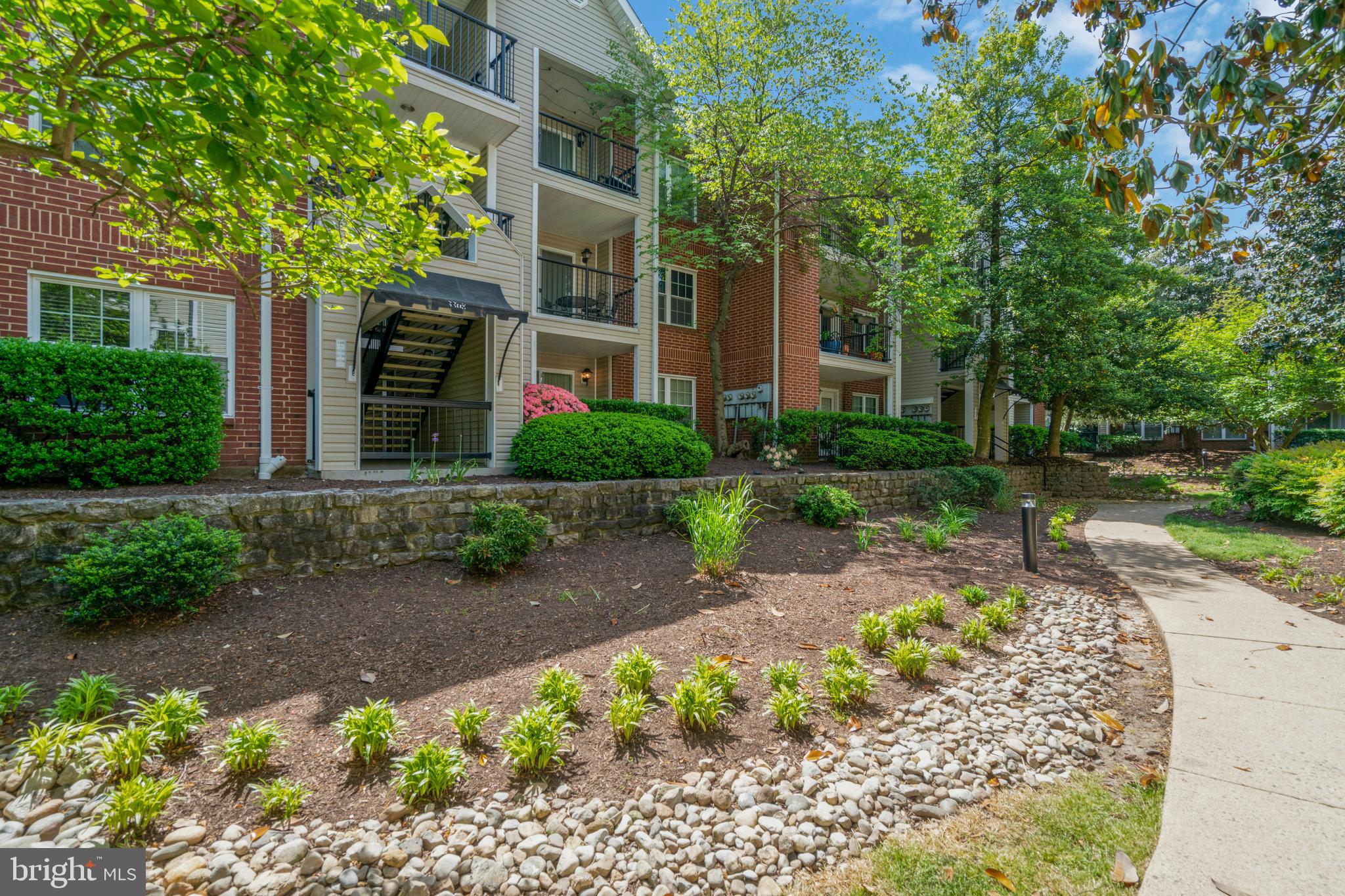 3308 Wyndham Cir #321