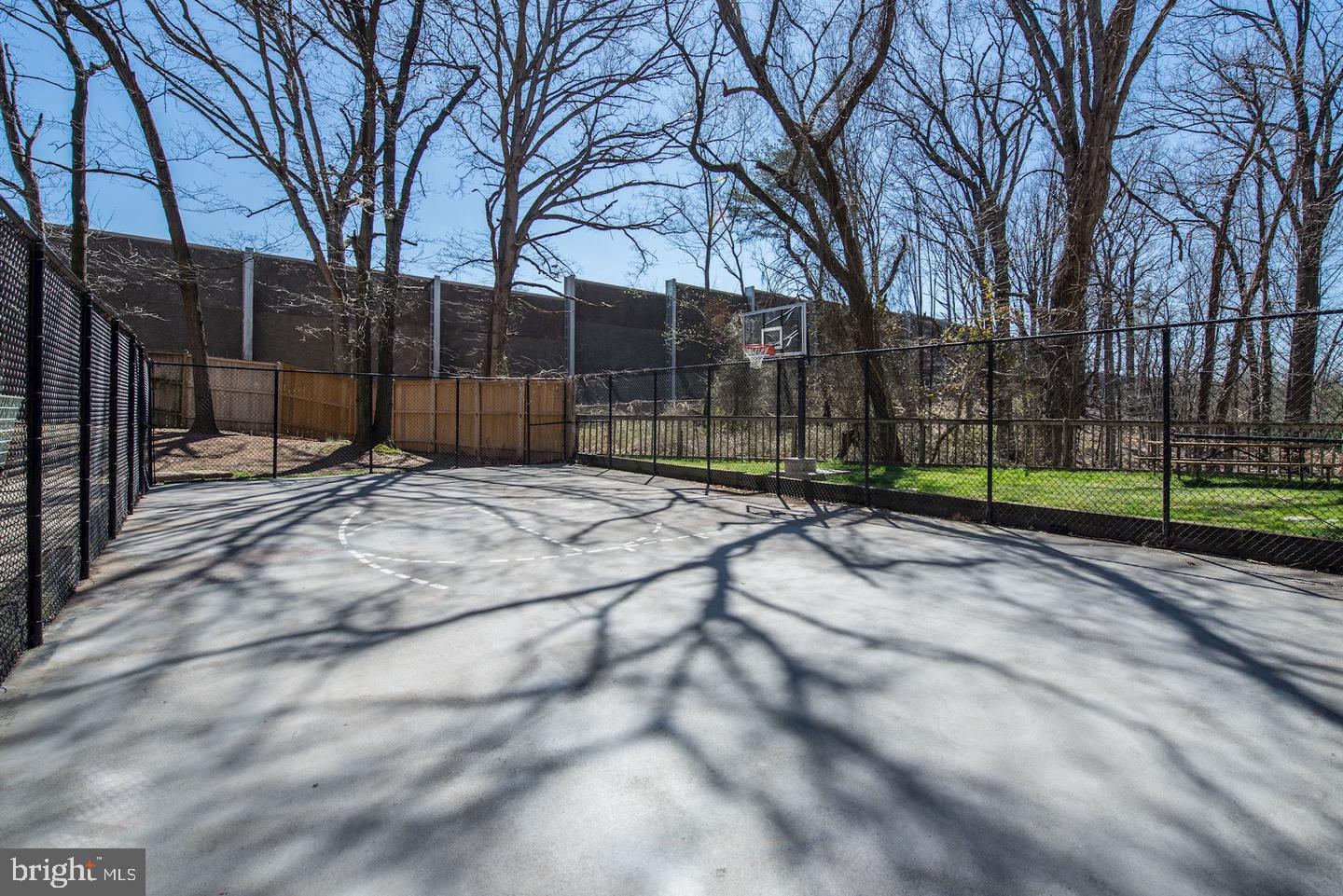 3308 Wyndham Cir #321