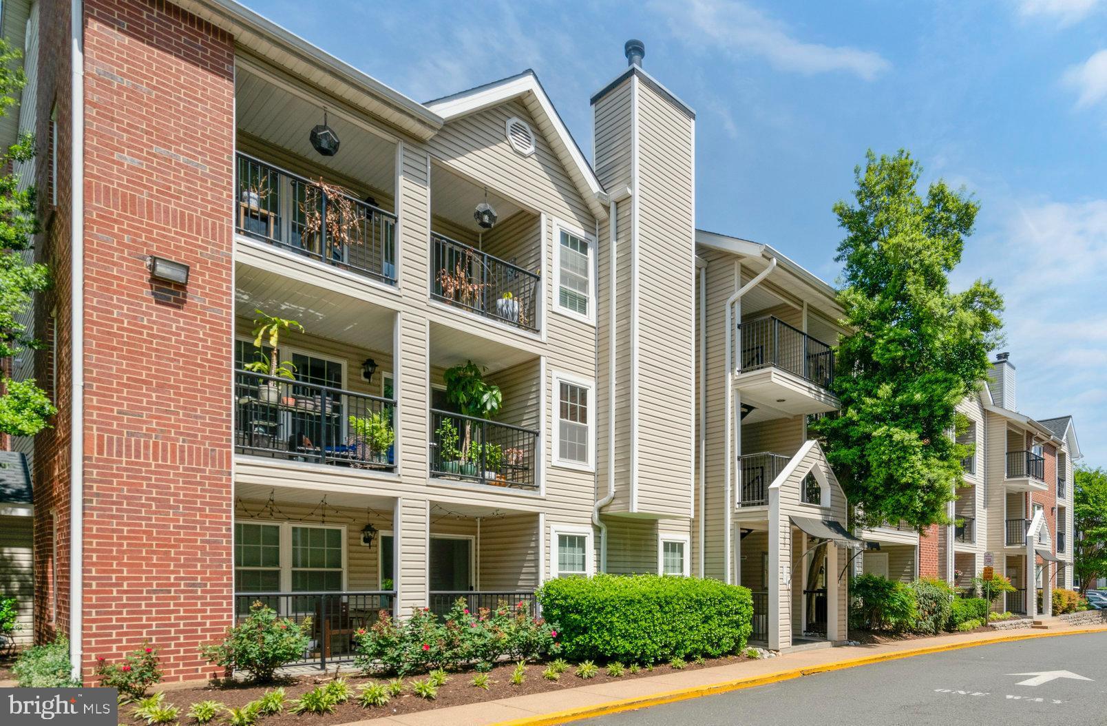 3308 Wyndham Cir #321
