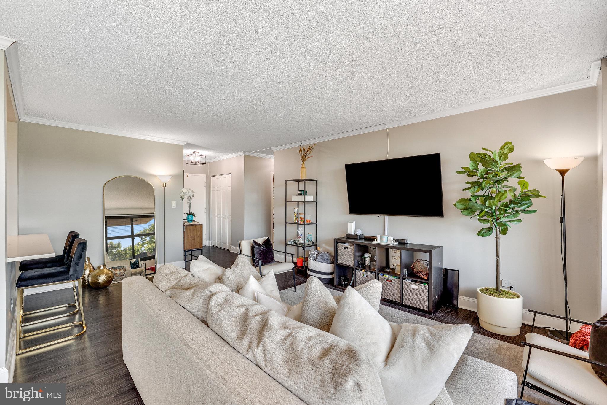5500 HOLMES RUN PKWY #510