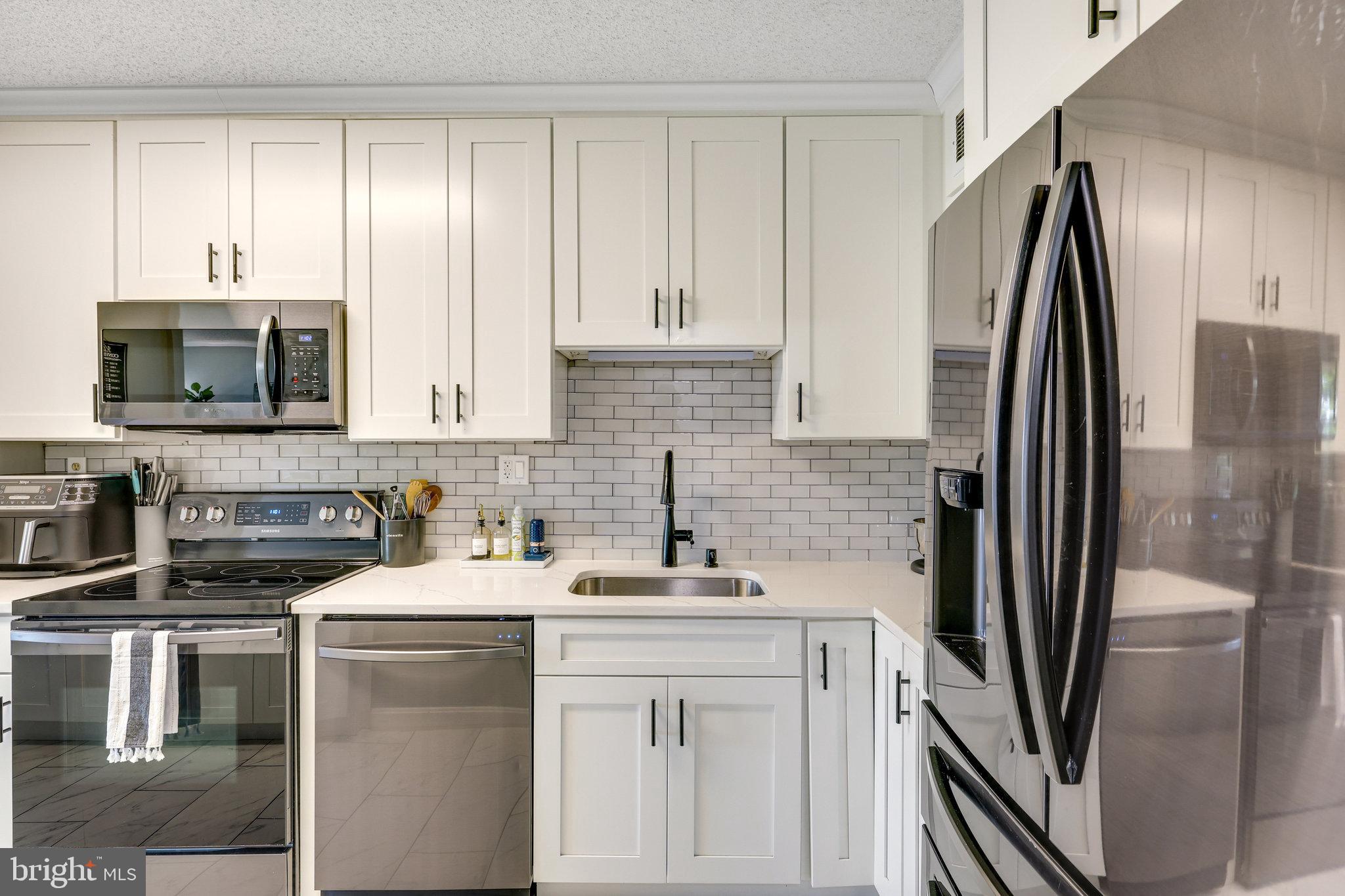 5500 HOLMES RUN PKWY #510