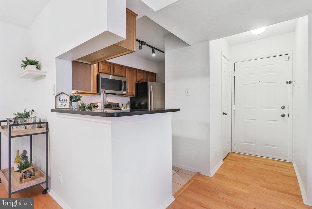 3310 Wyndham Cir #216