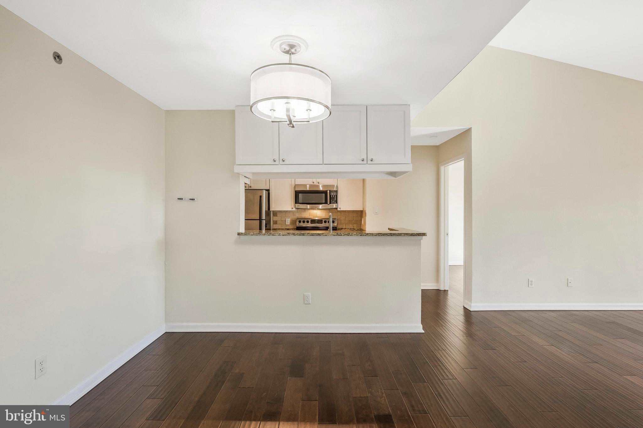 3313 WYNDHAM CIR #4203