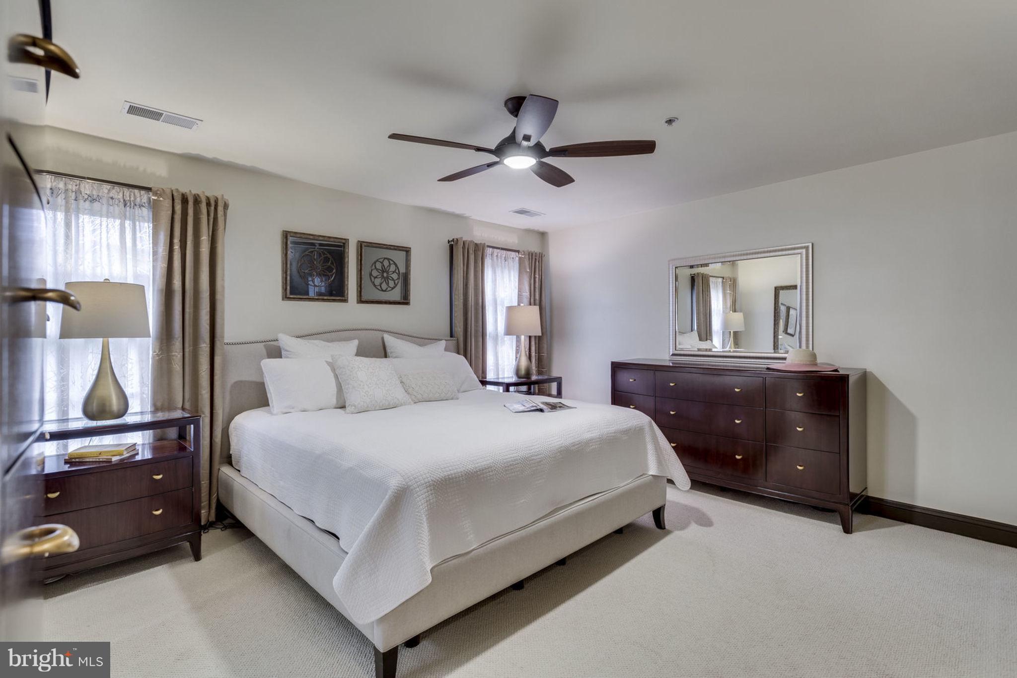 385 CAMERON STATION BLVD