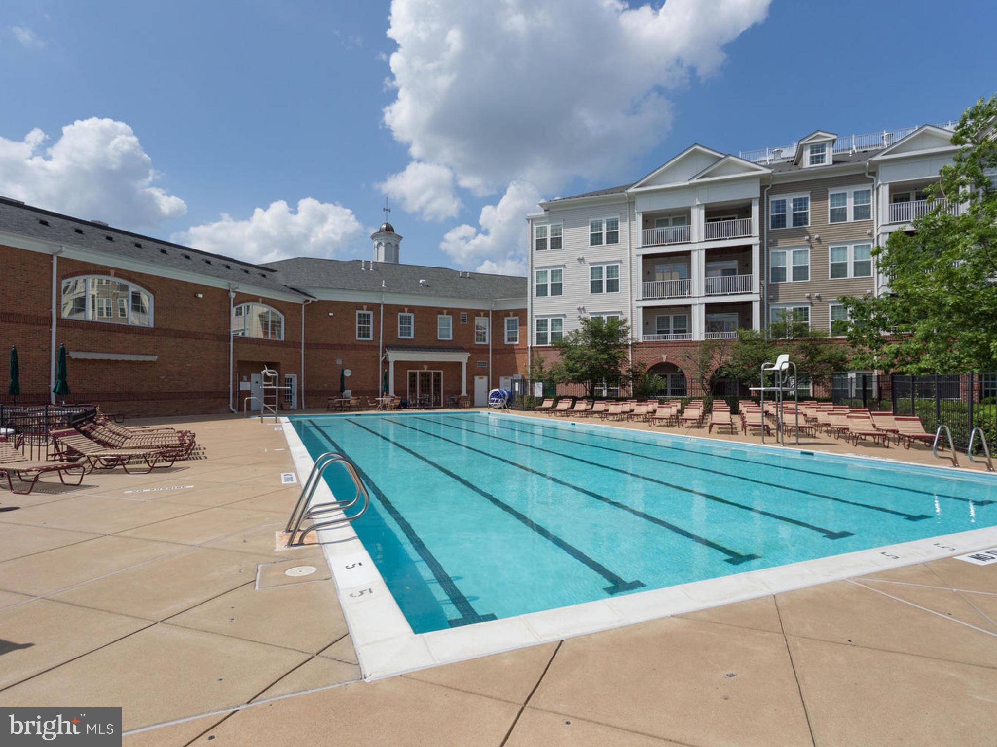 385 CAMERON STATION BLVD