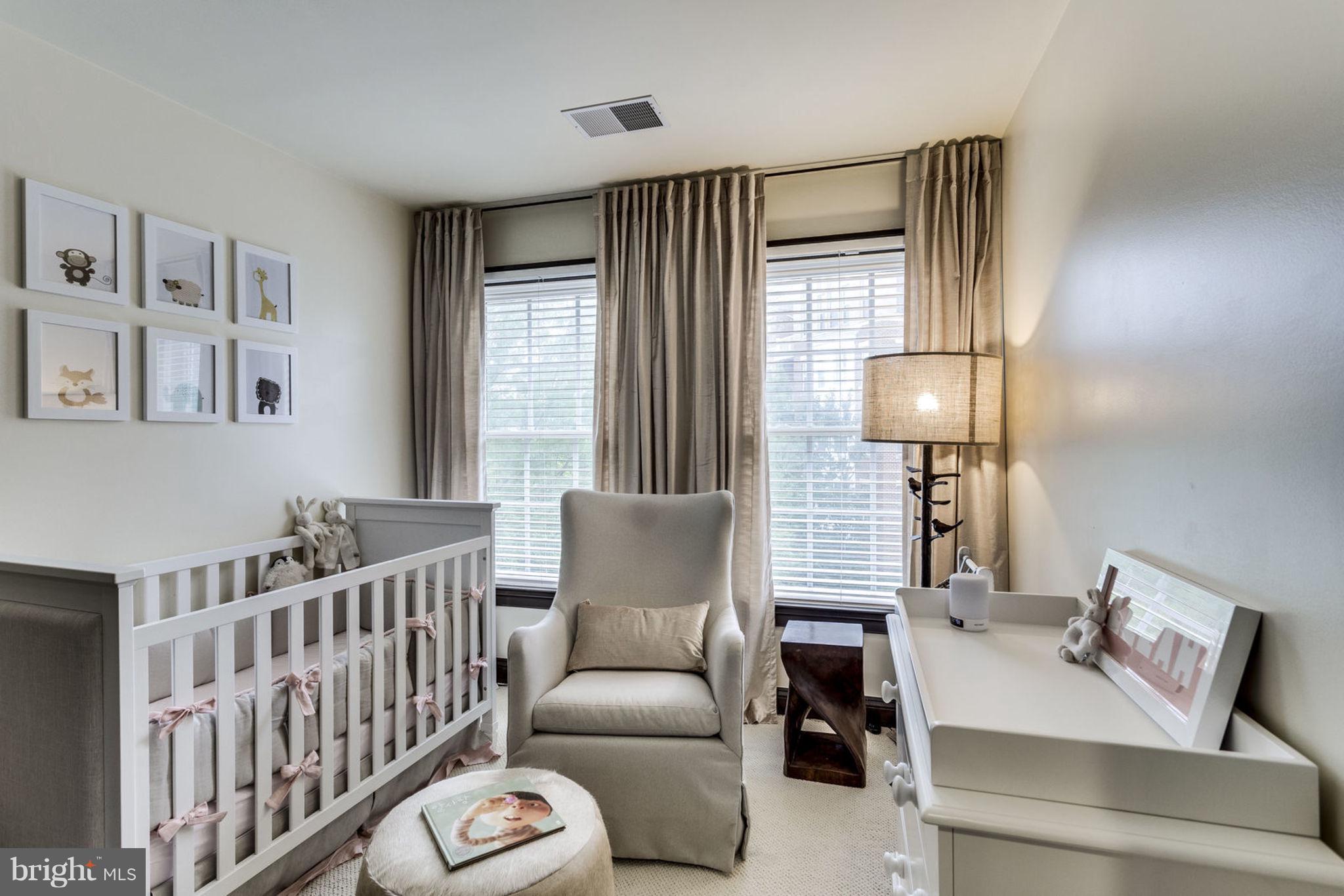 385 CAMERON STATION BLVD