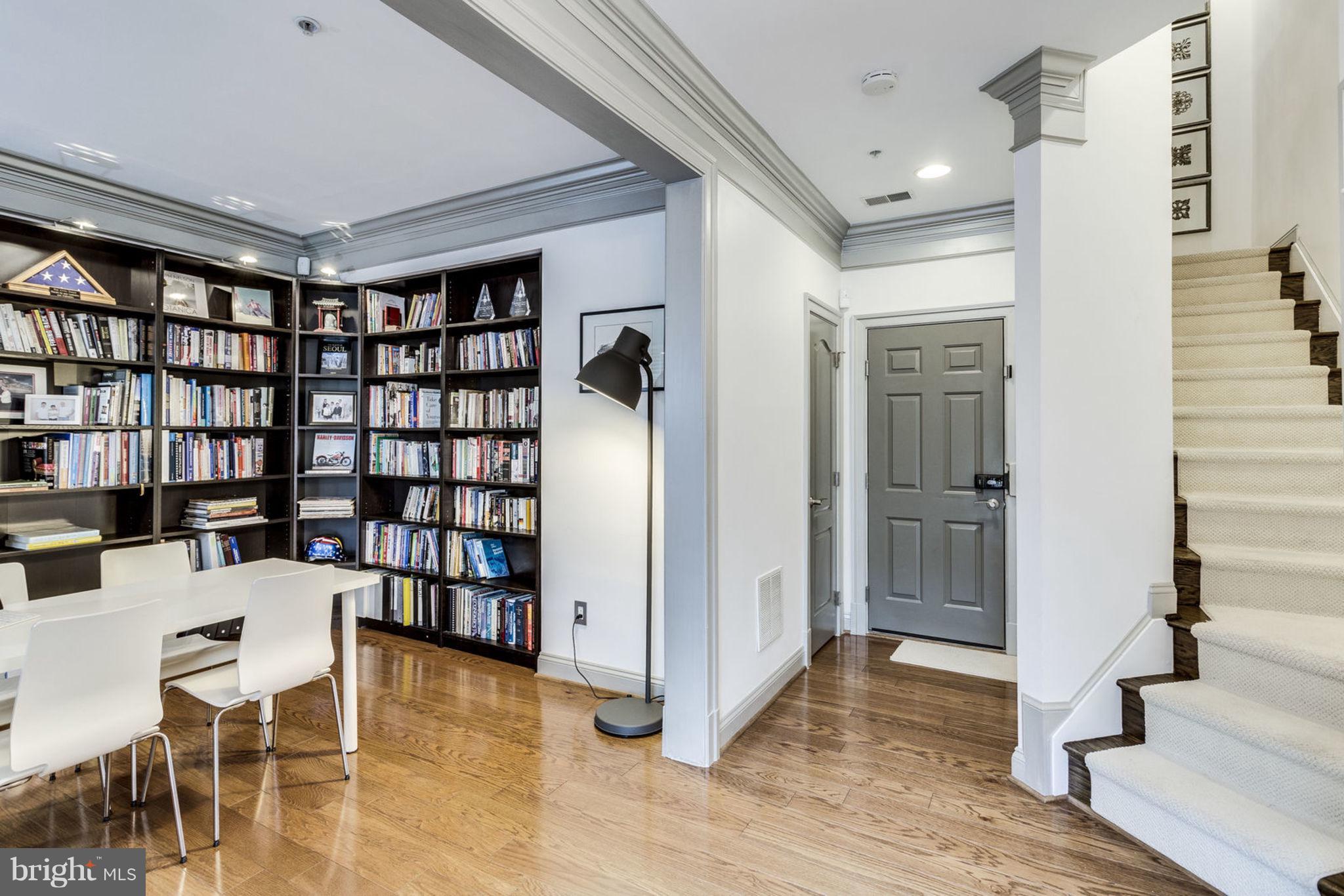 385 CAMERON STATION BLVD