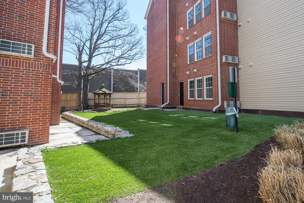 3309 Wyndham Cir #3184