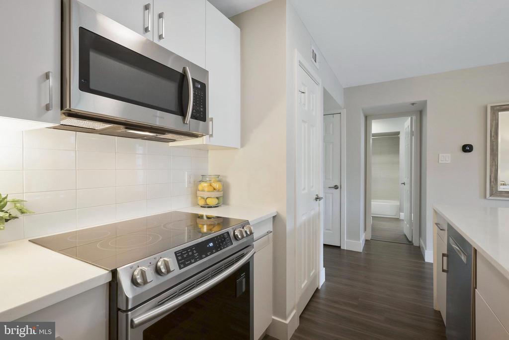 3309 Wyndham Cir #3184