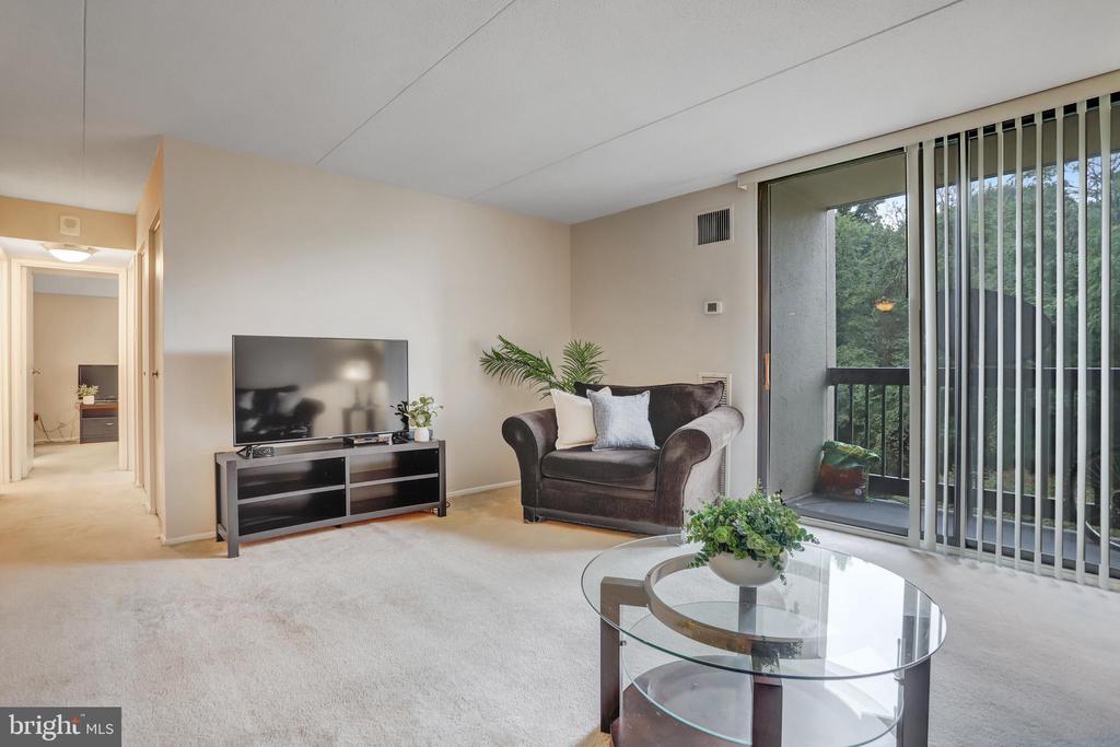 6300 Stevenson Ave #413
