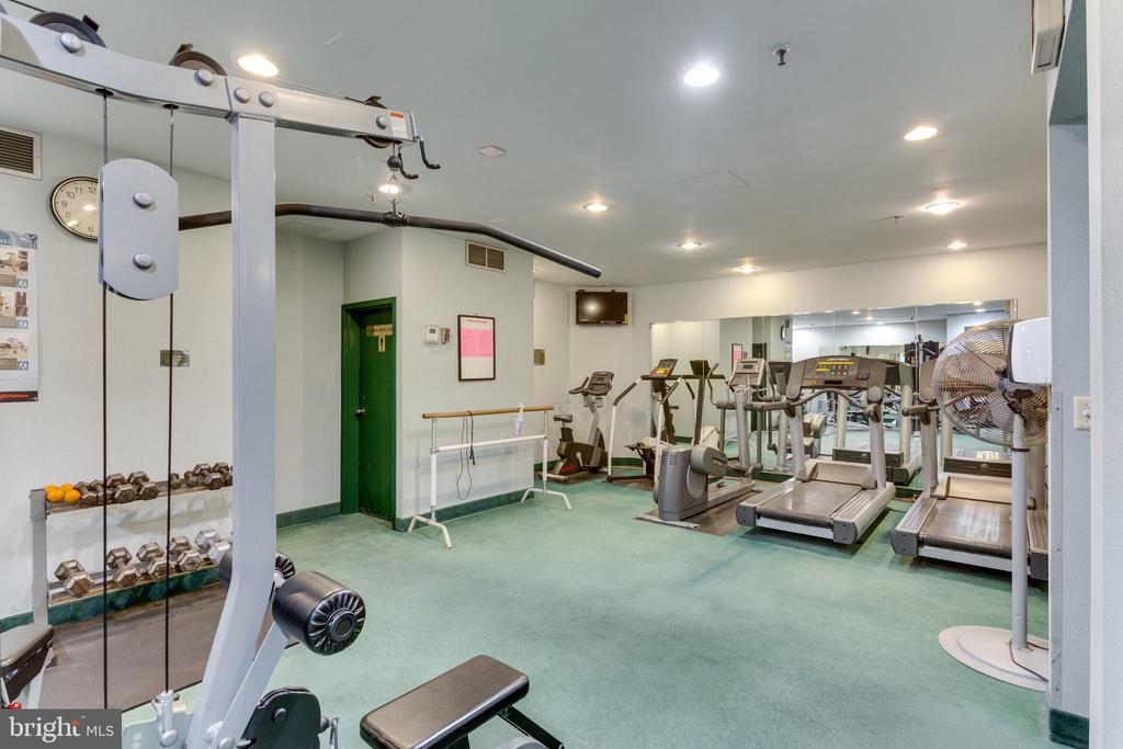 6300 Stevenson Ave #413