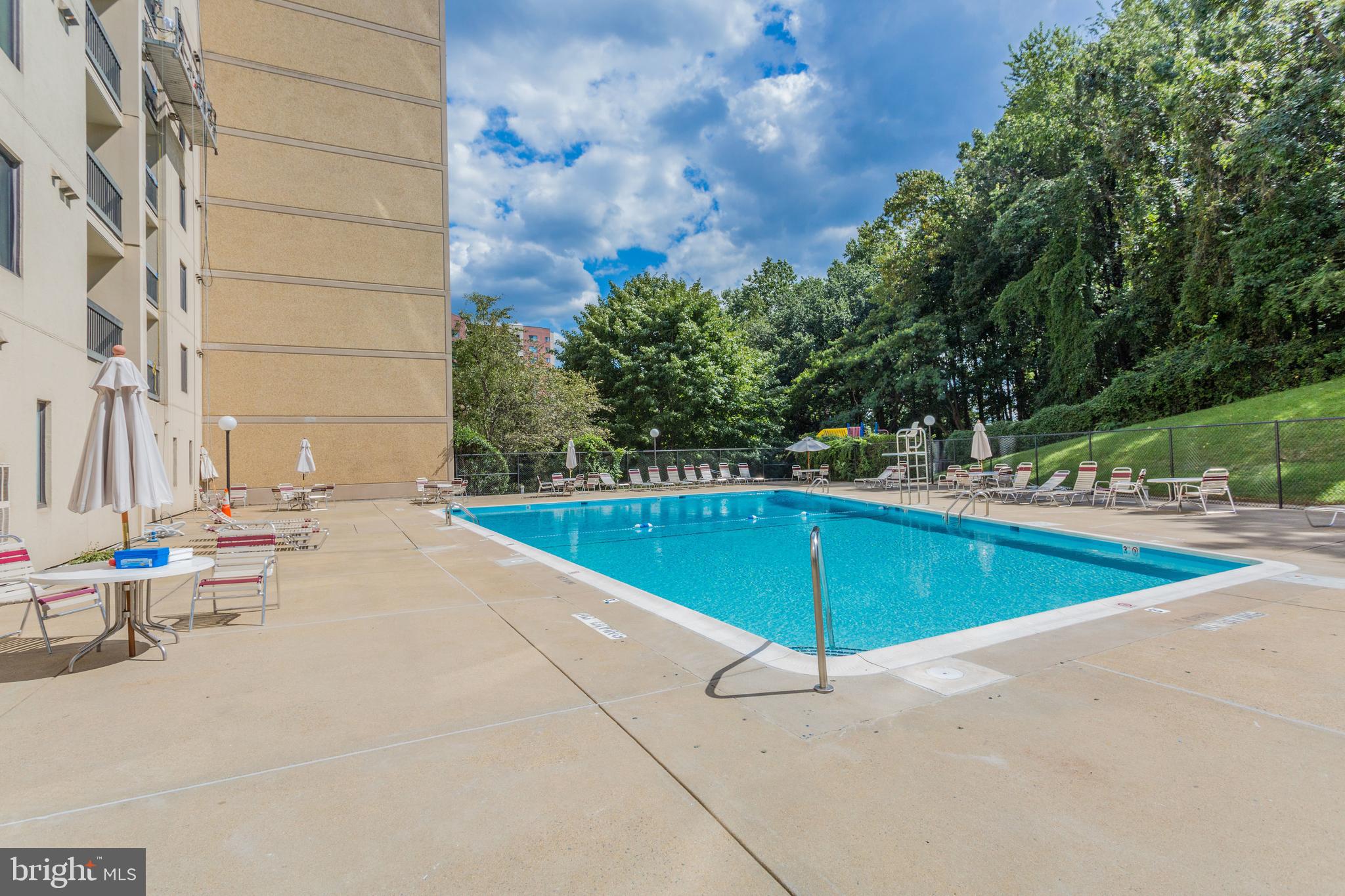 6300 Stevenson Ave #413