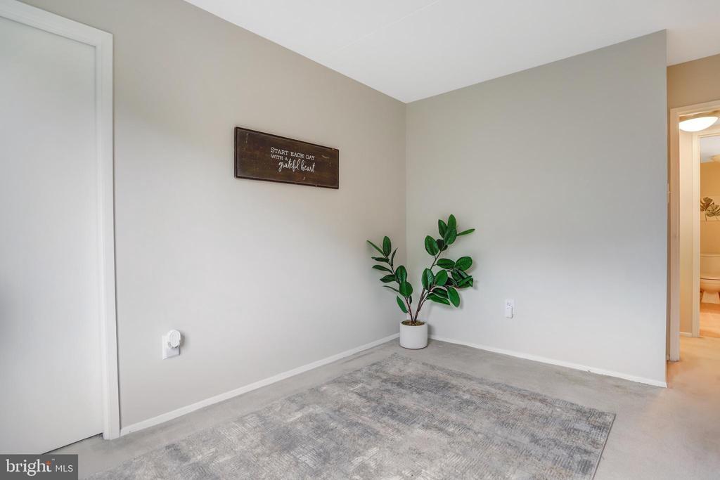 6300 Stevenson Ave #413