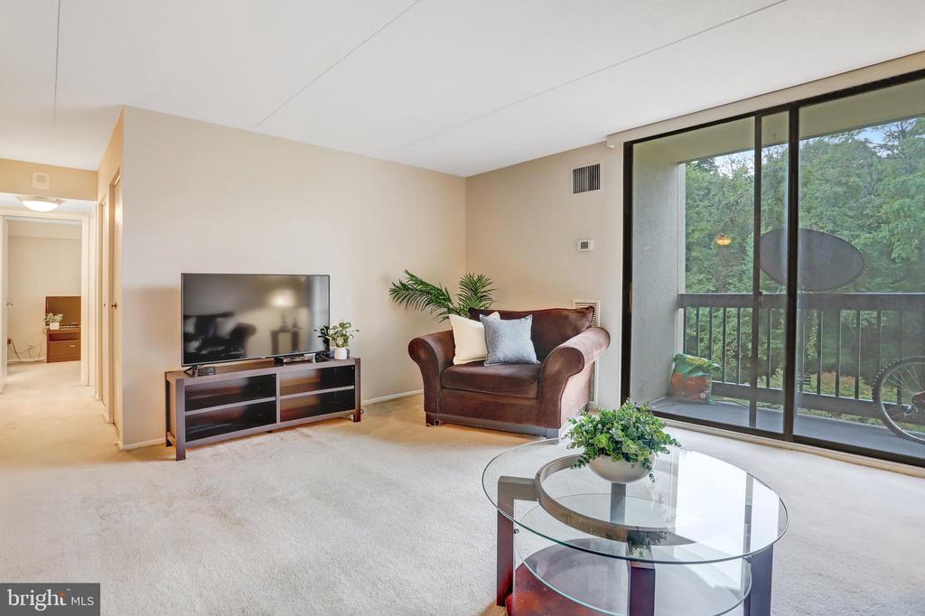 6300 Stevenson Ave #413
