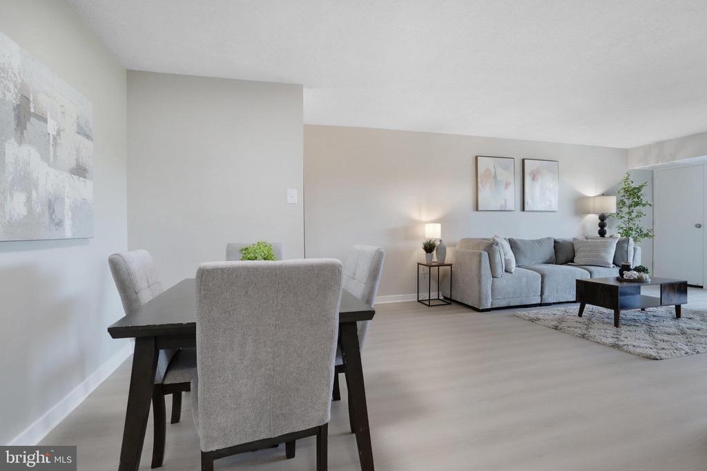 5300 Holmes Run Pkwy #405