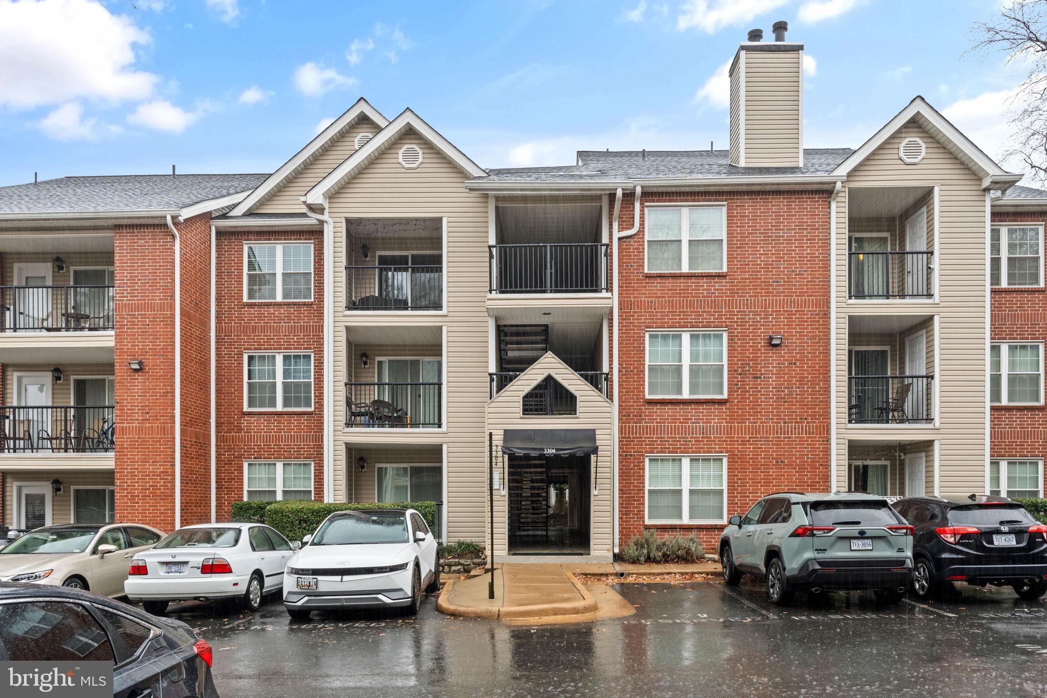 3304 Wyndham Cir #134