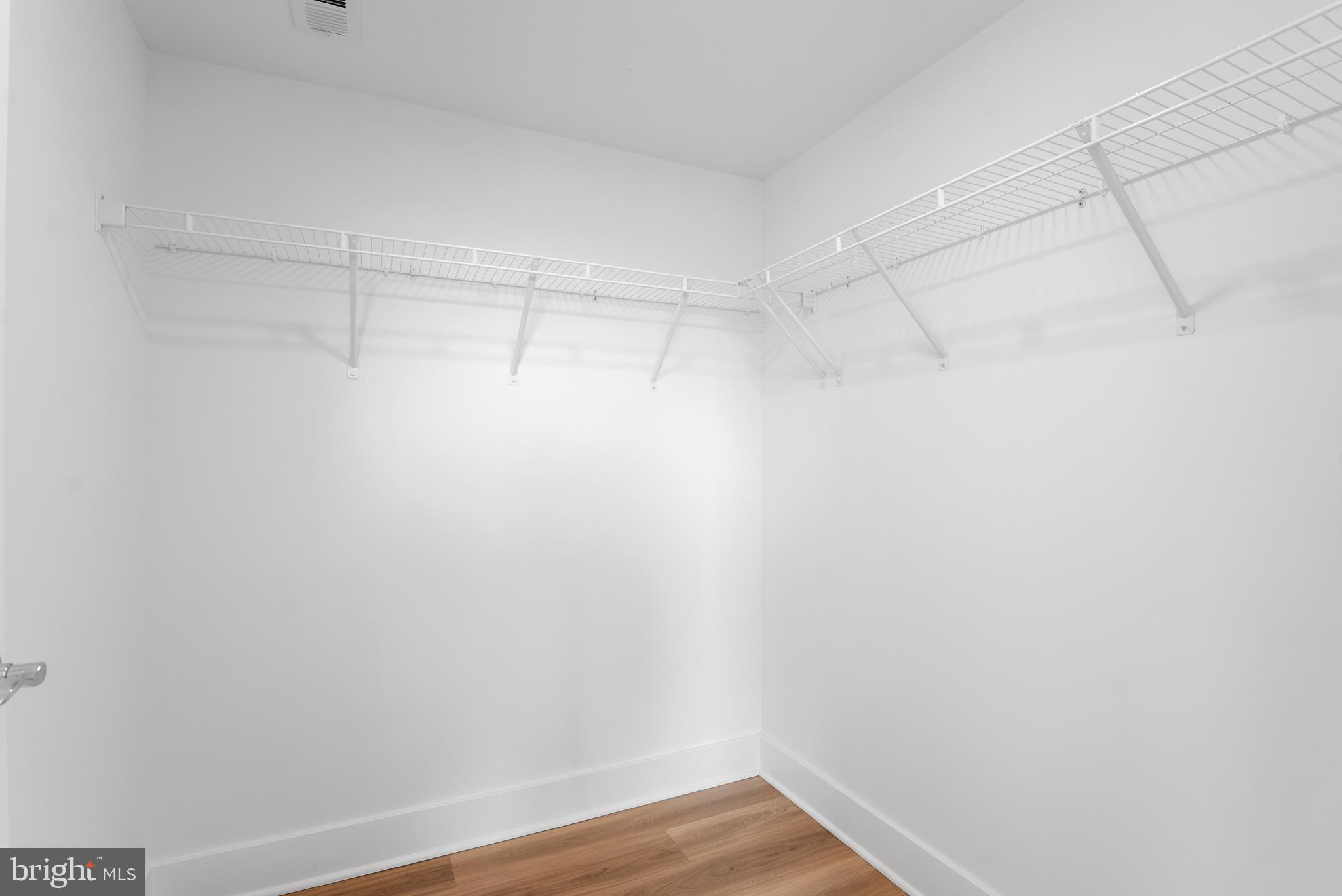 701 N HENRY STREET #405