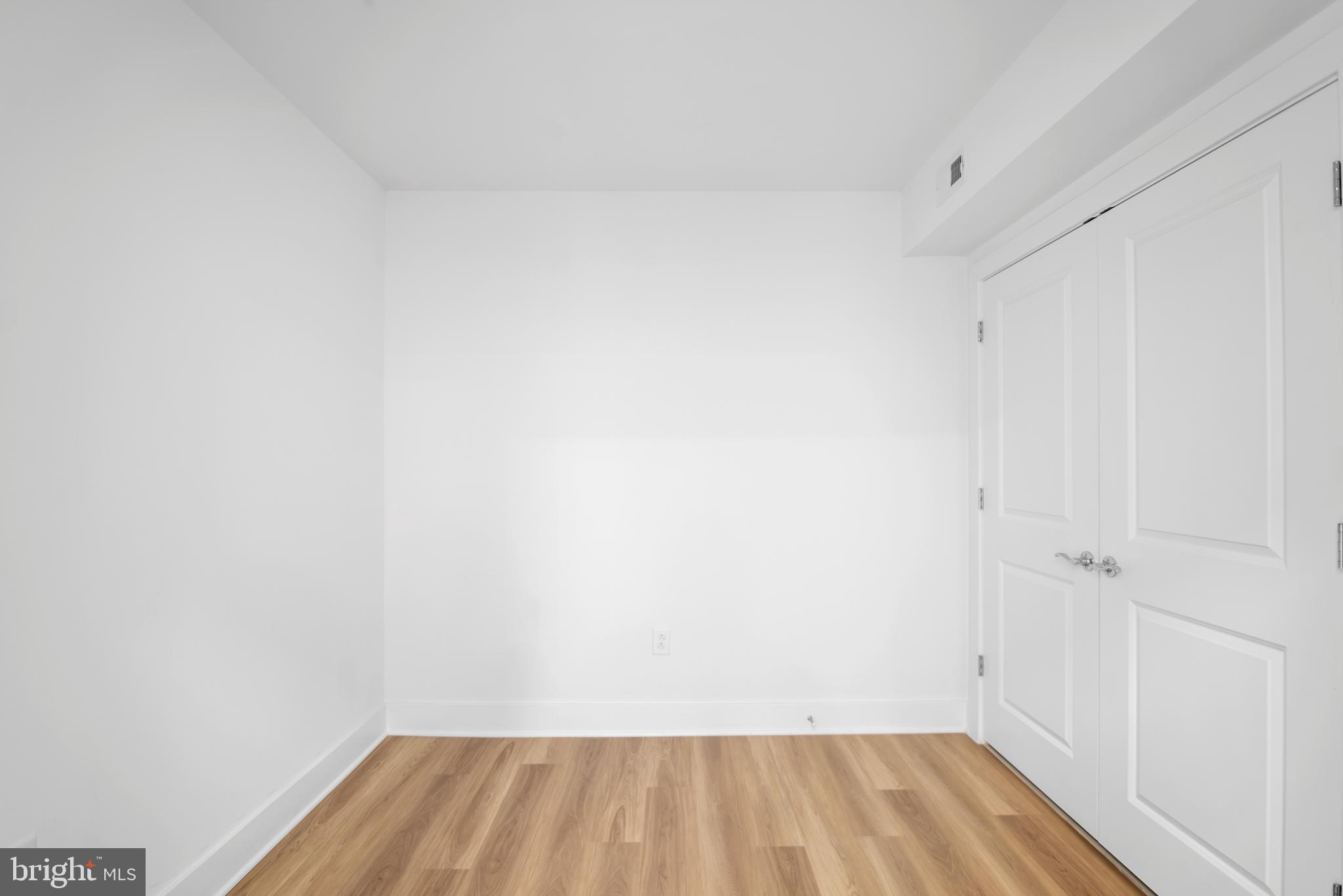 701 N HENRY STREET #405
