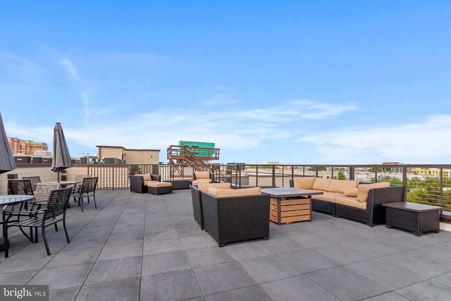 701 N HENRY STREET #405
