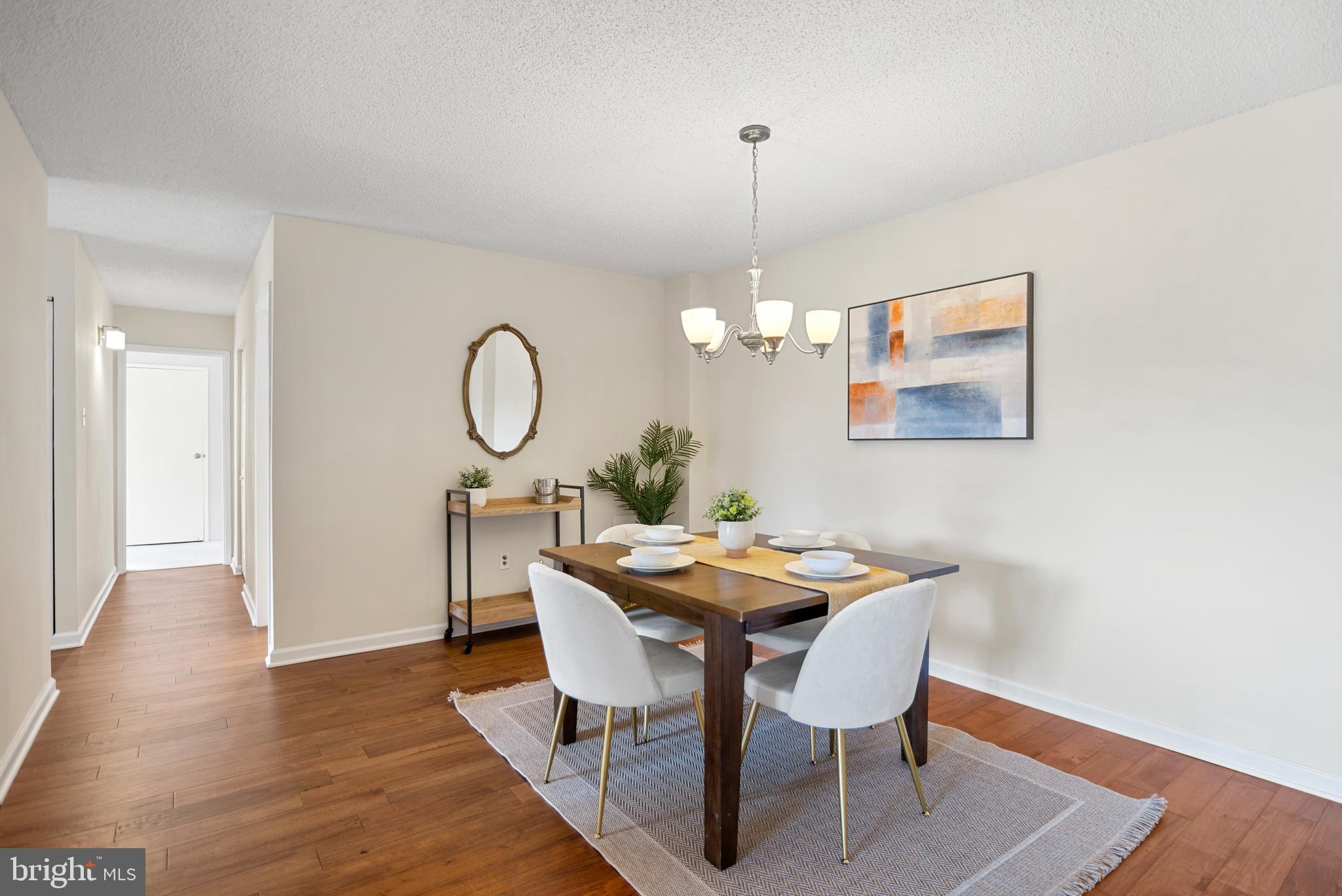 5300 Holmes Run Pkwy #403