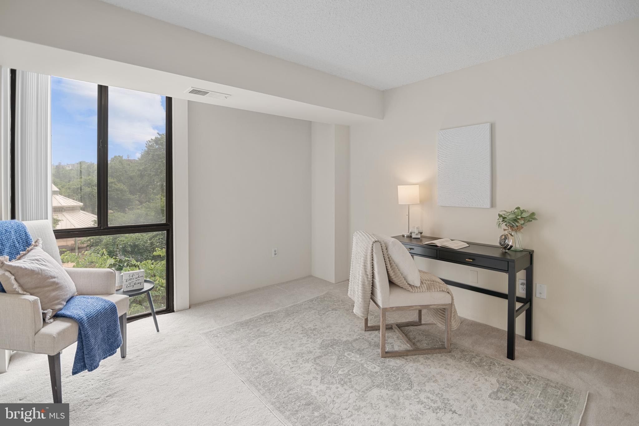 5300 Holmes Run Pkwy #403